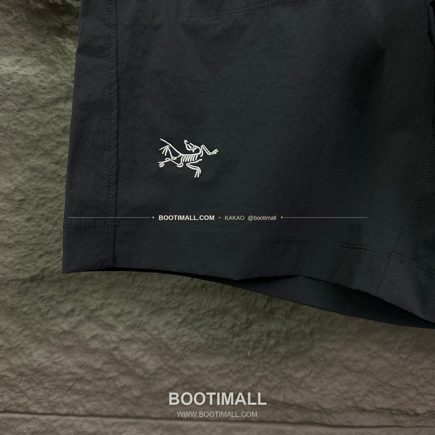 아크테릭스 2026SS 폴리에스터 기능성 로고자수 루즈핏 쇼츠 Arc'teryx 2026 SS Polyester Functional Logo Embroidery Loose Fit Shorts 7