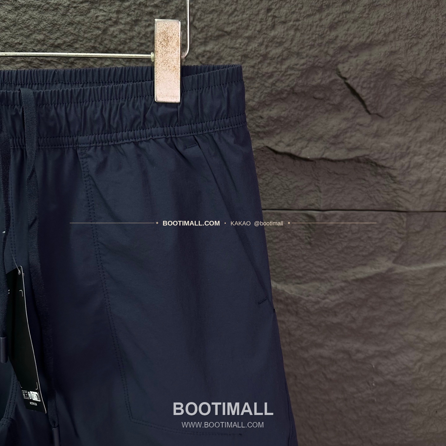 아크테릭스 2026SS 폴리에스터 기능성 로고자수 루즈핏 쇼츠 Arc'teryx 2026 SS Polyester Functional Logo Embroidery Loose Fit Shorts 4