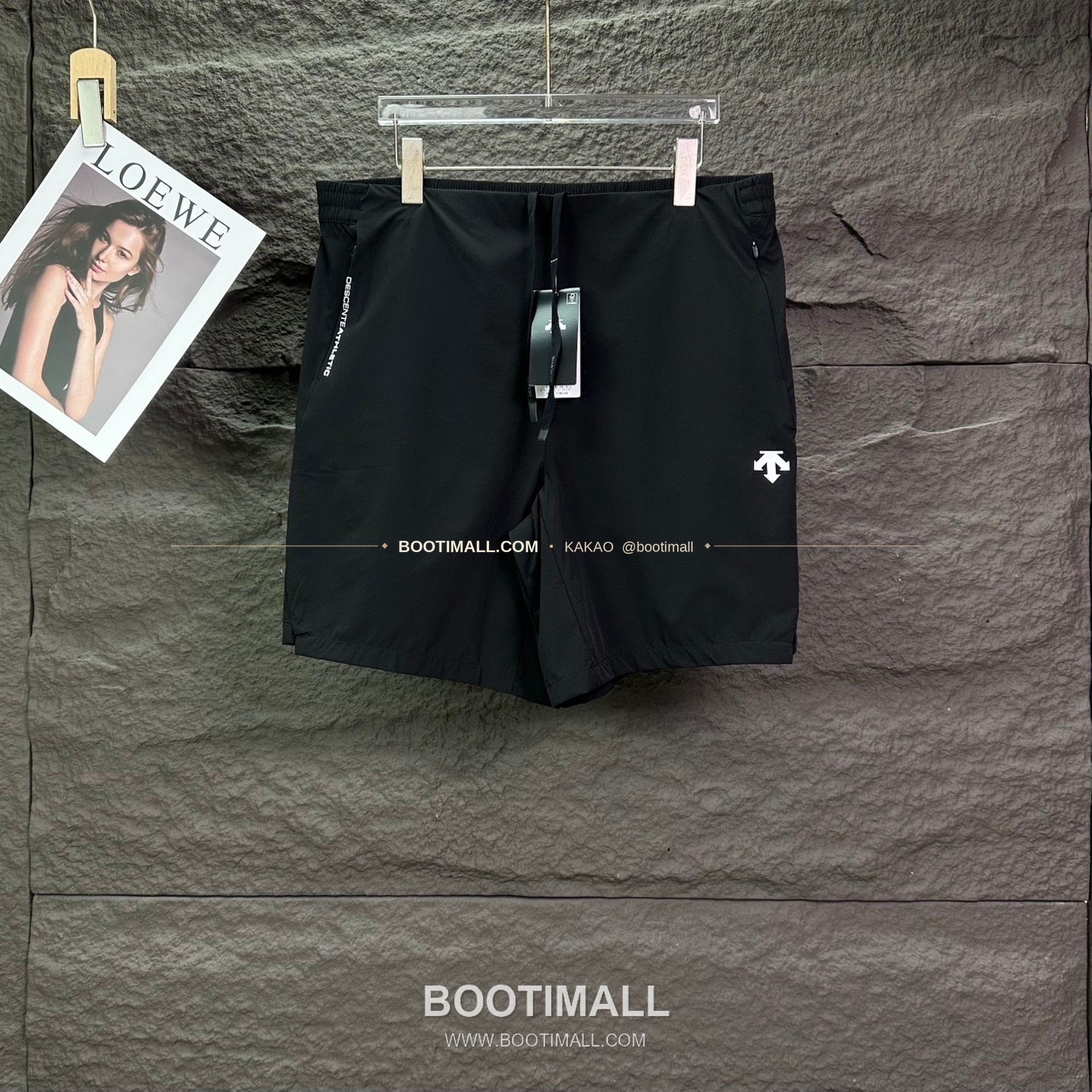 데상트 2026SS 폴리에스터 기능성 로고패치 멀티포켓 루즈핏 집업 쇼츠 Descente 2026 SS Polyester Functional Logo Patch Multi Pocket Loose Fit Zip Shorts 1