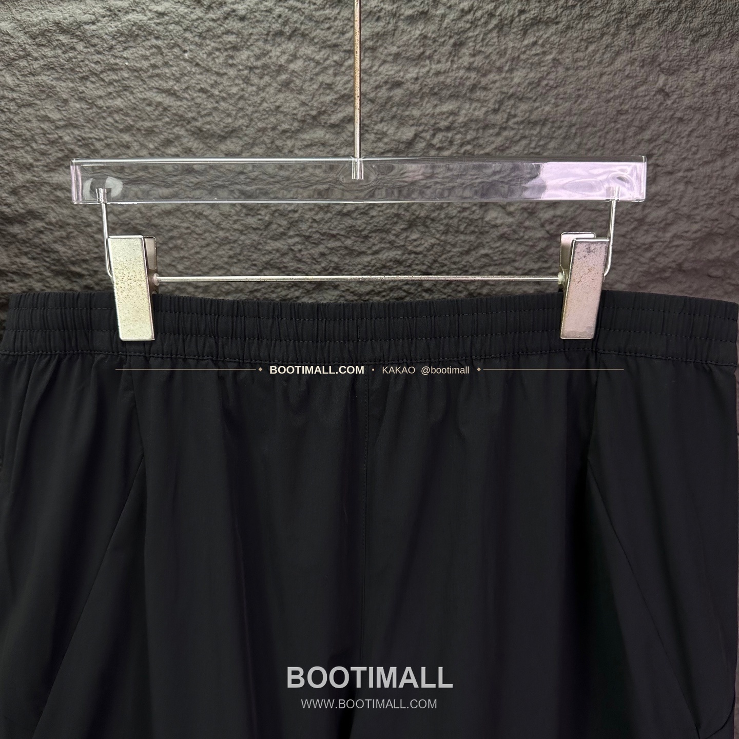 데상트 2026SS 폴리에스터 기능성 로고패치 멀티포켓 루즈핏 집업 쇼츠 Descente 2026 SS Polyester Functional Logo Patch Multi Pocket Loose Fit Zip Shorts 8