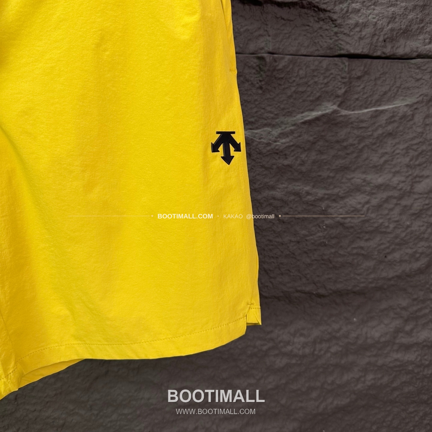 데상트 2026SS 폴리에스터 기능성 로고패치 멀티포켓 루즈핏 집업 쇼츠 Descente 2026 SS Polyester Functional Logo Patch Multi Pocket Loose Fit Zip Shorts 7