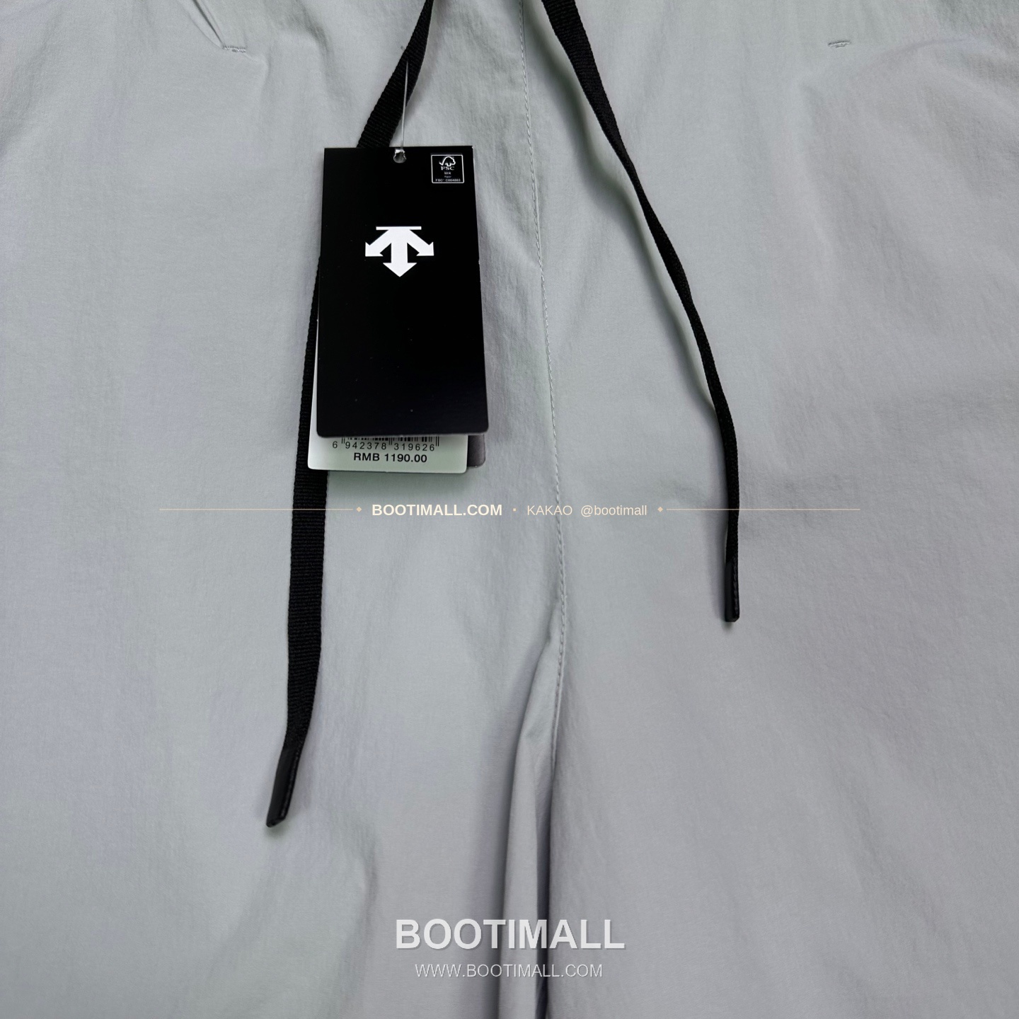 데상트 2026SS 폴리에스터 기능성 로고패치 멀티포켓 루즈핏 집업 쇼츠 Descente 2026 SS Polyester Functional Logo Patch Multi Pocket Loose Fit Zip Shorts 5