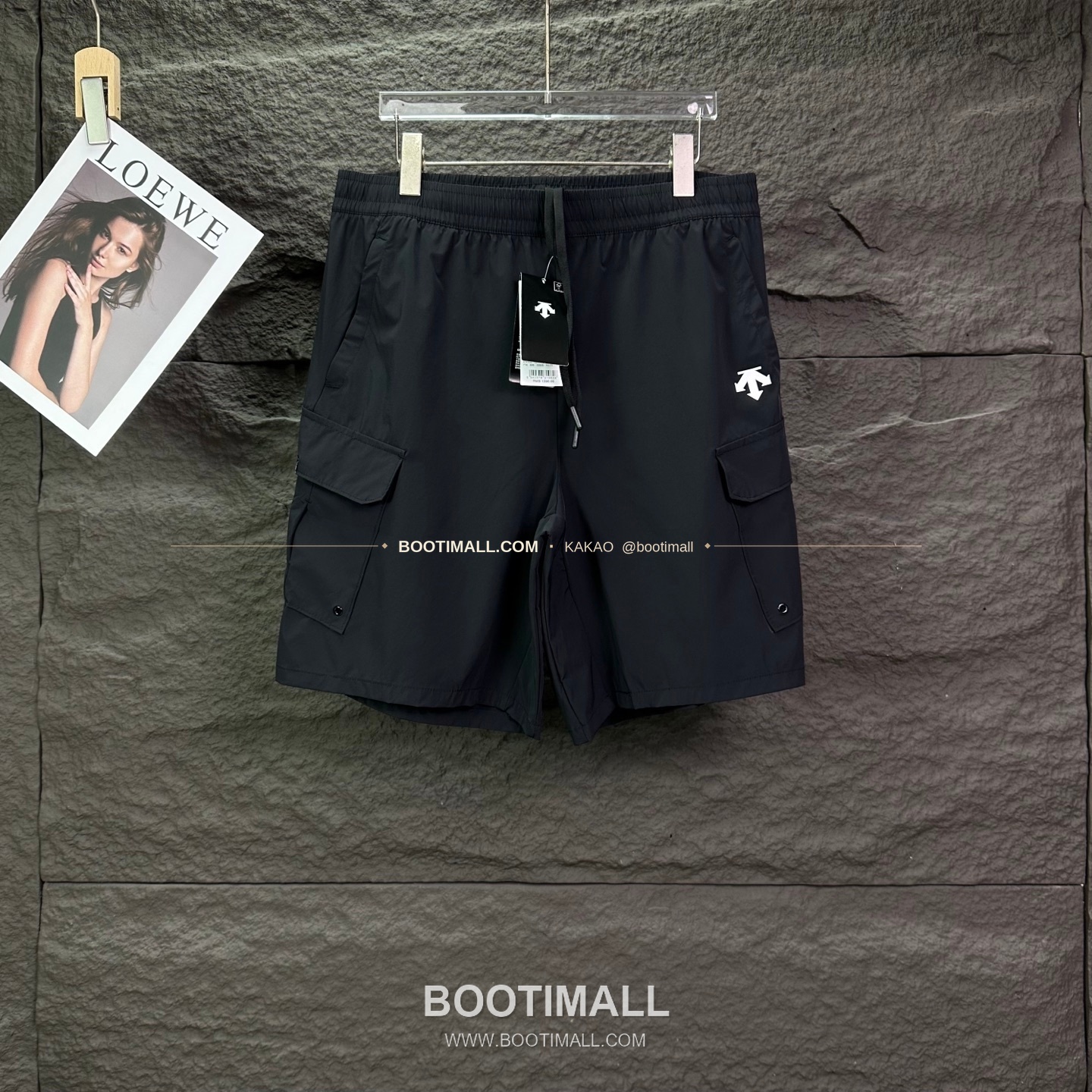 데상트 2026SS 폴리에스터 기능성 로고패치 멀티포켓 루즈핏 집업 쇼츠 Descente 2026 SS Polyester Functional Logo Patch Multi Pocket Loose Fit Zip Shorts 1