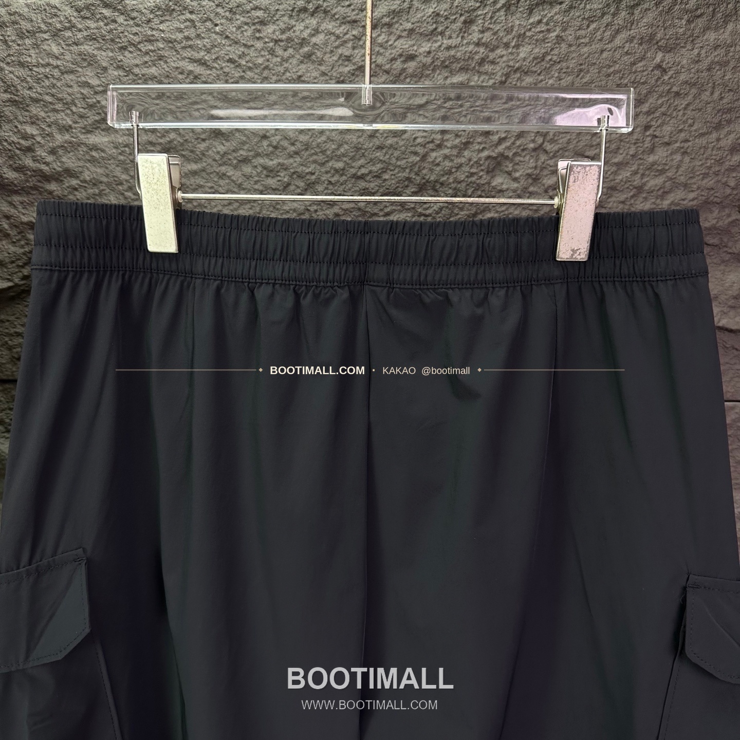 데상트 2026SS 폴리에스터 기능성 로고패치 멀티포켓 루즈핏 집업 쇼츠 Descente 2026 SS Polyester Functional Logo Patch Multi Pocket Loose Fit Zip Shorts 8