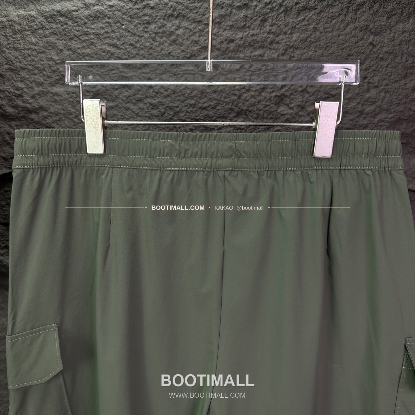 데상트 2026SS 폴리에스터 기능성 로고패치 멀티포켓 루즈핏 집업 쇼츠 Descente 2026 SS Polyester Functional Logo Patch Multi Pocket Loose Fit Zip Shorts 8