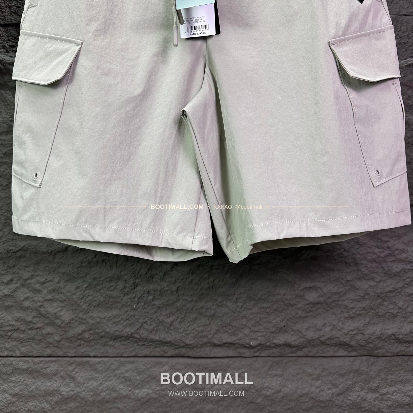 데상트 2026SS 폴리에스터 기능성 로고패치 멀티포켓 루즈핏 집업 쇼츠 Descente 2026 SS Polyester Functional Logo Patch Multi Pocket Loose Fit Zip Shorts 5