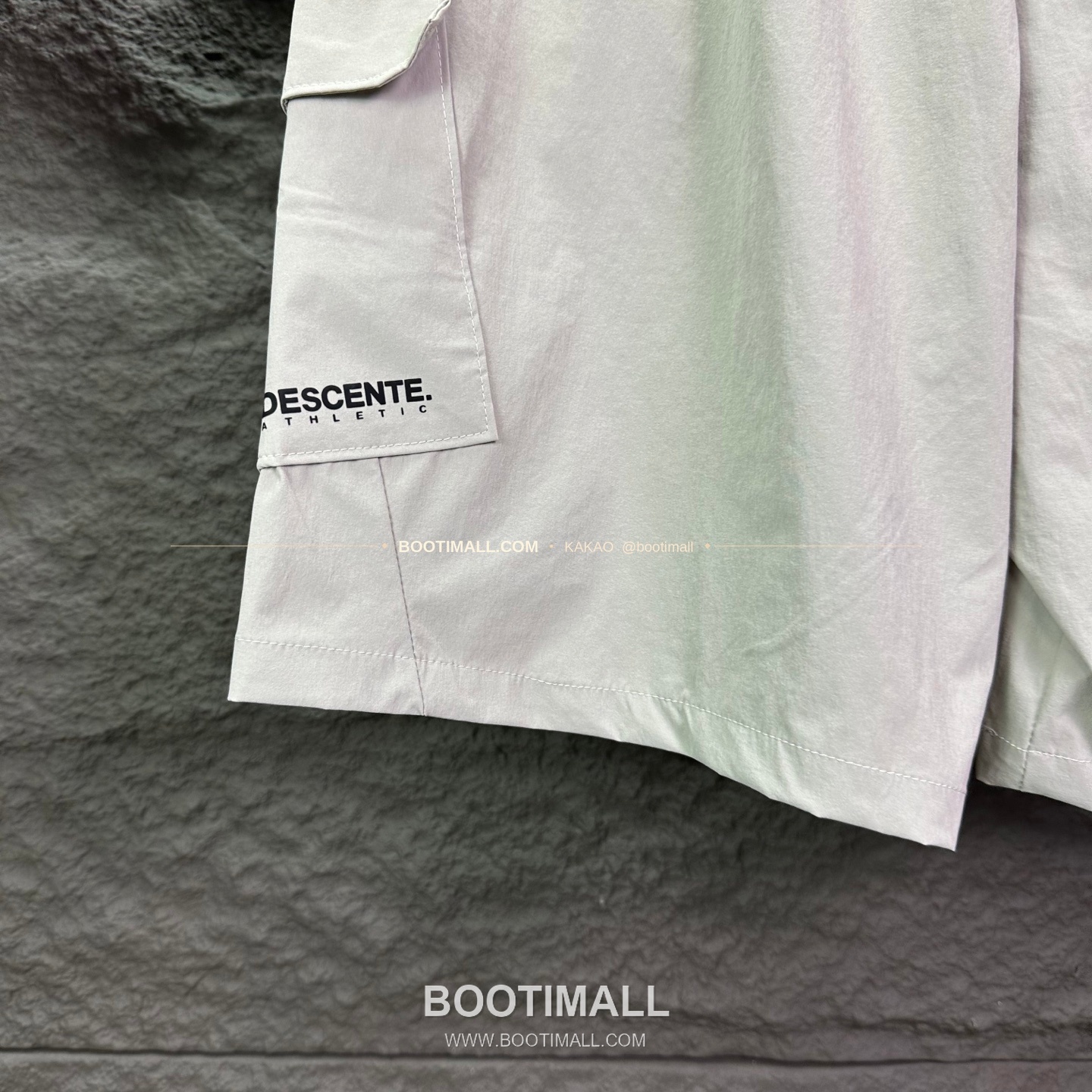 데상트 2026SS 폴리에스터 기능성 로고패치 멀티포켓 루즈핏 집업 쇼츠 Descente 2026 SS Polyester Functional Logo Patch Multi Pocket Loose Fit Zip Shorts 7