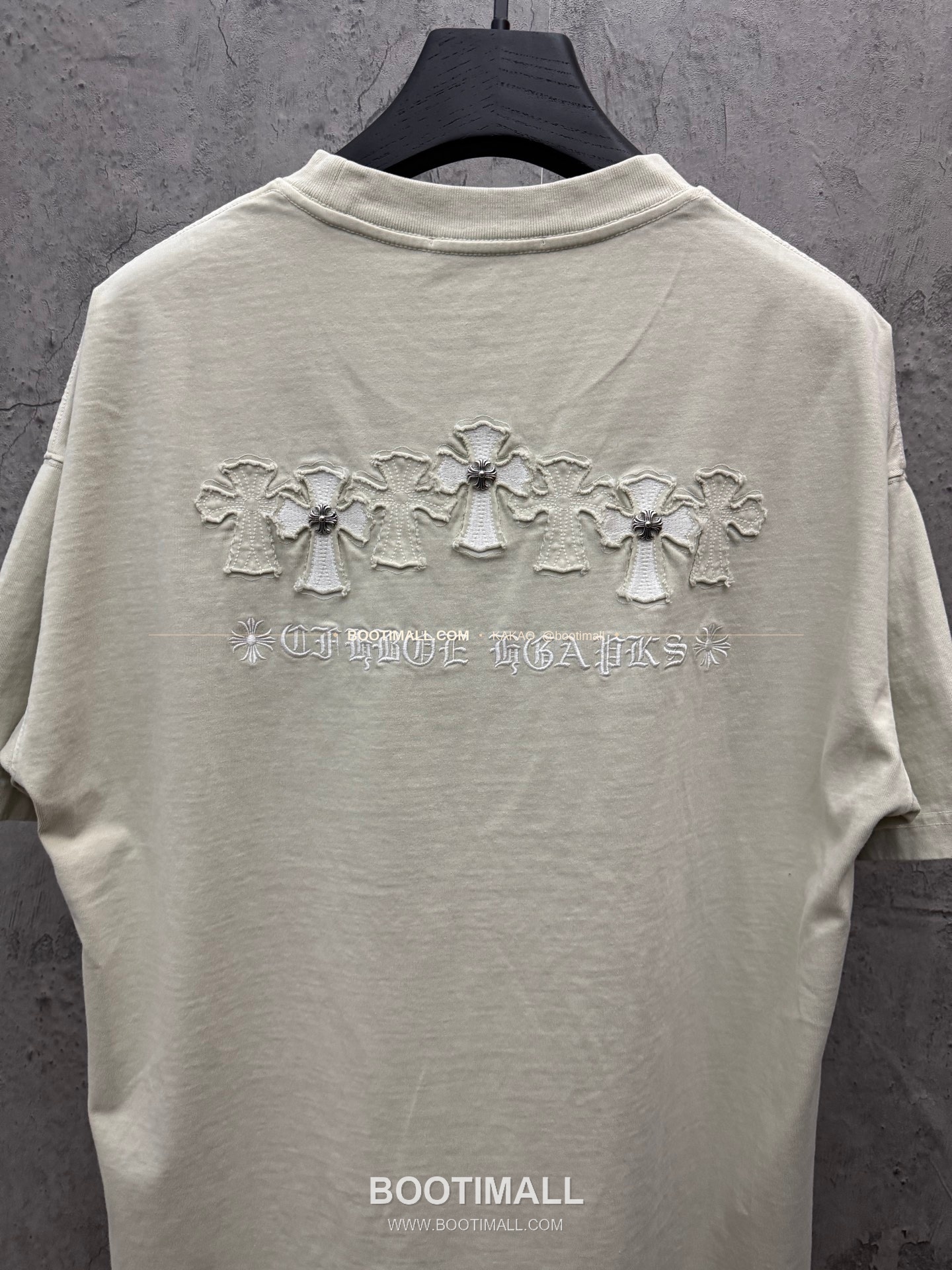크롬하츠 2026SS 헤비코튼 크로스패치자수 루즈핏 반팔 티셔츠 Chrome Hearts 2026 SS Heavy Cotton Cross Patch Embroidery Loose Fit Short Sleeve T-Shirt 26-2011 7