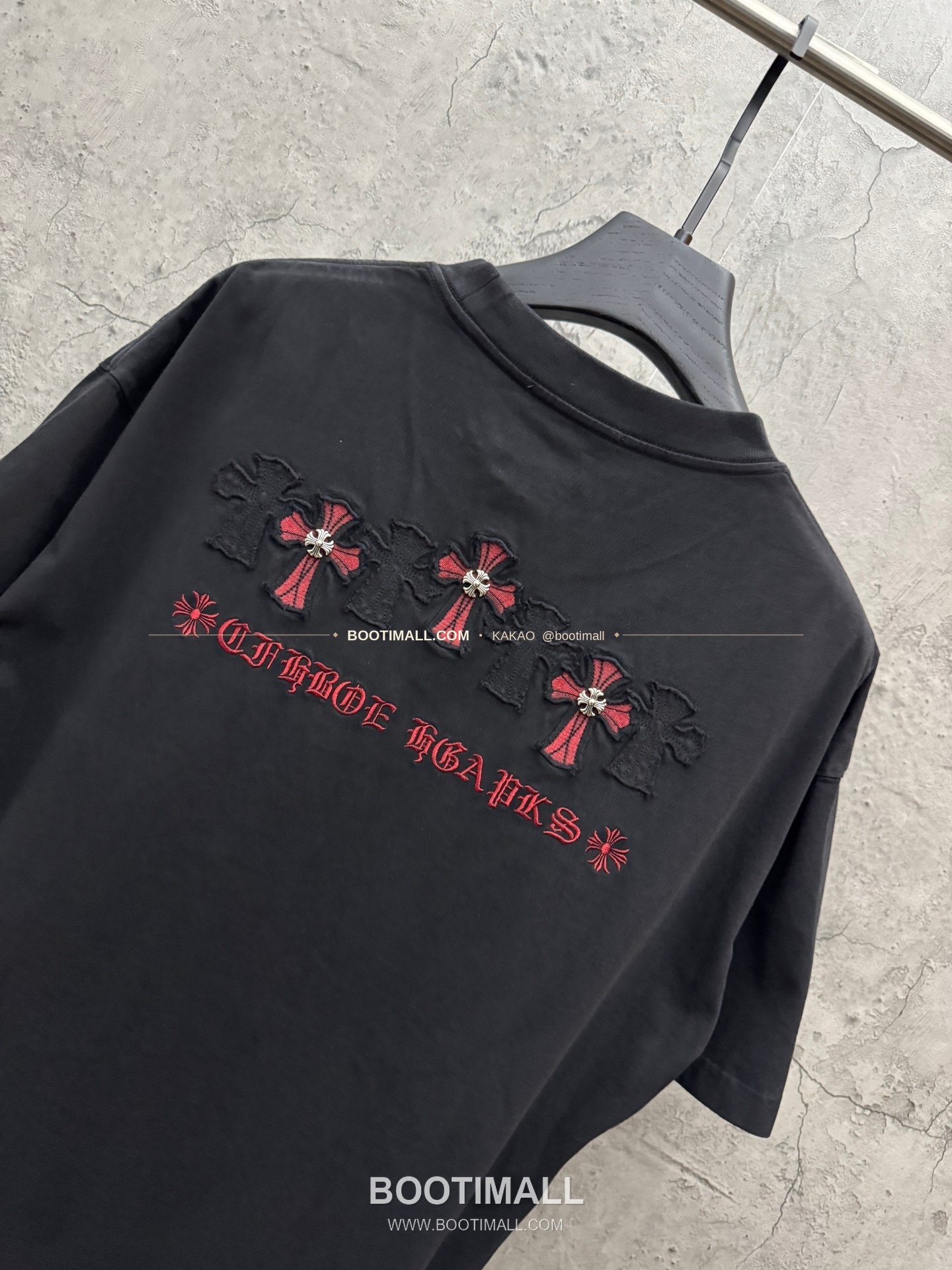 크롬하츠 2026SS 헤비코튼 크로스패치자수 루즈핏 반팔 티셔츠 Chrome Hearts 2026 SS Heavy Cotton Cross Patch Embroidery Loose Fit Short Sleeve T-Shirt 26-2011 3