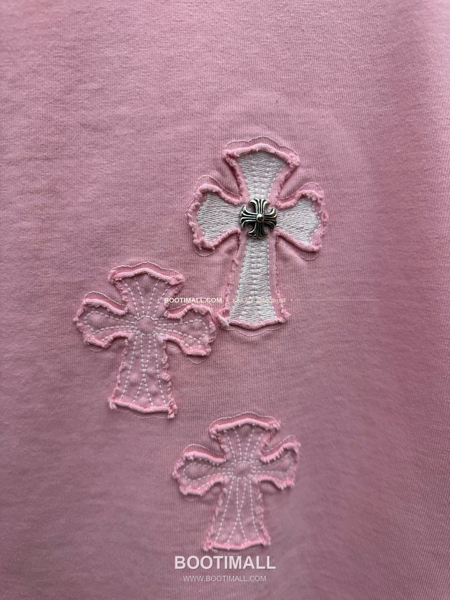 크롬하츠 2026SS 헤비코튼 크로스패치자수 루즈핏 반팔 티셔츠 Chrome Hearts 2026 SS Heavy Cotton Cross Patch Embroidery Loose Fit Short Sleeve T-Shirt 26-2011 6