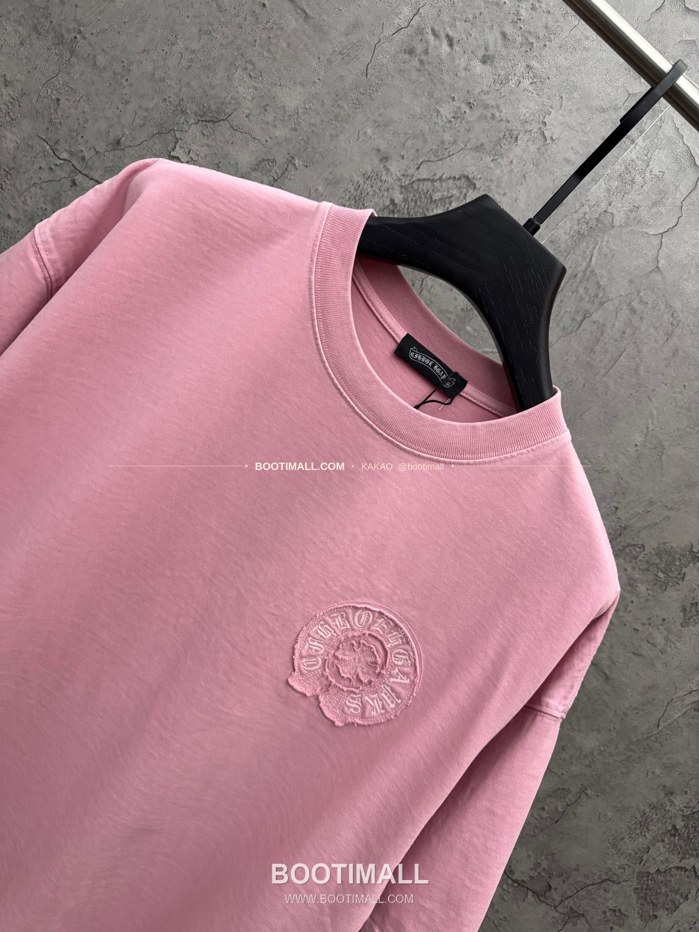 크롬하츠 2026SS 헤비코튼 크로스패치자수 루즈핏 반팔 티셔츠 Chrome Hearts 2026 SS Heavy Cotton Cross Patch Embroidery Loose Fit Short Sleeve T-Shirt 26-2055 3