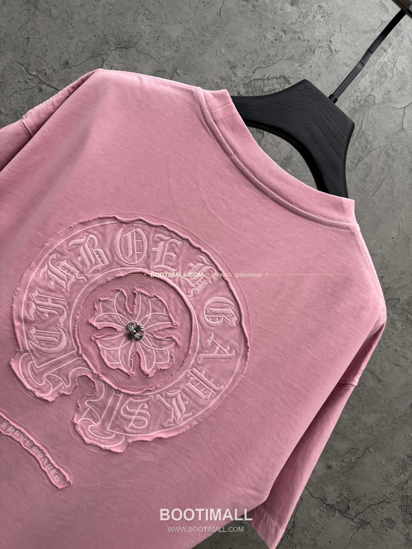 크롬하츠 2026SS 헤비코튼 크로스패치자수 루즈핏 반팔 티셔츠 Chrome Hearts 2026 SS Heavy Cotton Cross Patch Embroidery Loose Fit Short Sleeve T-Shirt 26-2055 4