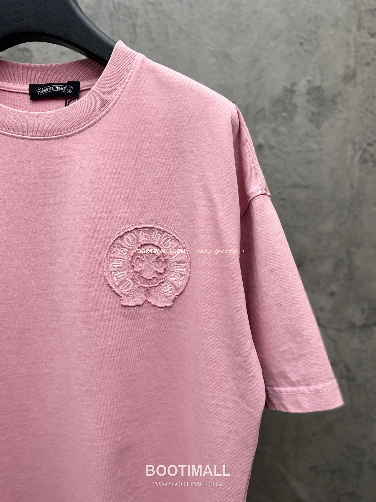 크롬하츠 2026SS 헤비코튼 크로스패치자수 루즈핏 반팔 티셔츠 Chrome Hearts 2026 SS Heavy Cotton Cross Patch Embroidery Loose Fit Short Sleeve T-Shirt 26-2055 5