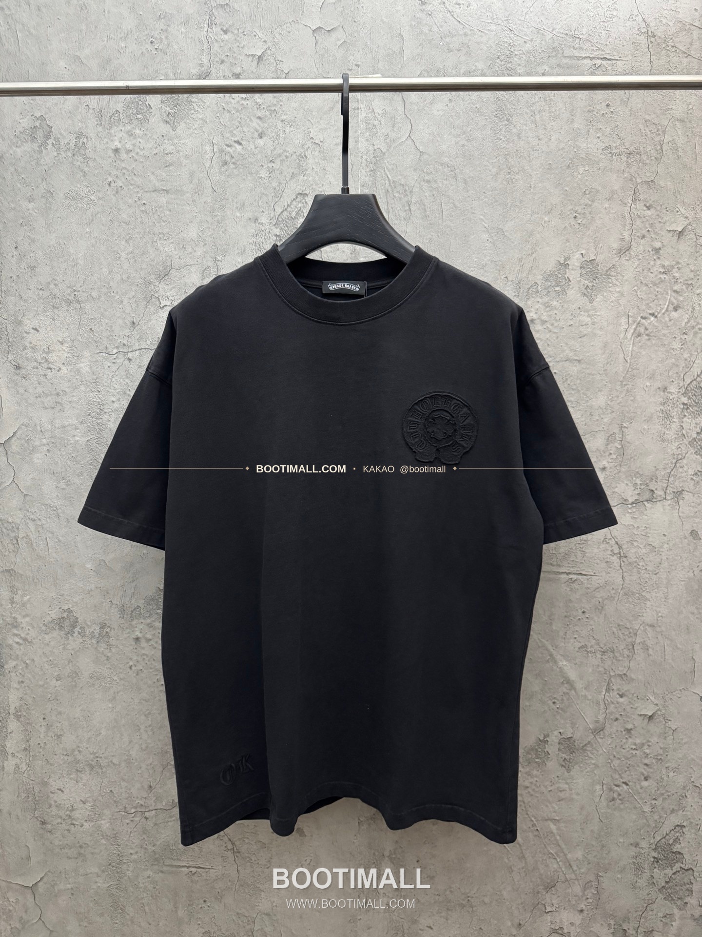 크롬하츠 2026SS 헤비코튼 크로스패치자수 루즈핏 반팔 티셔츠 Chrome Hearts 2026 SS Heavy Cotton Cross Patch Embroidery Loose Fit Short Sleeve T-Shirt 26-2055 1