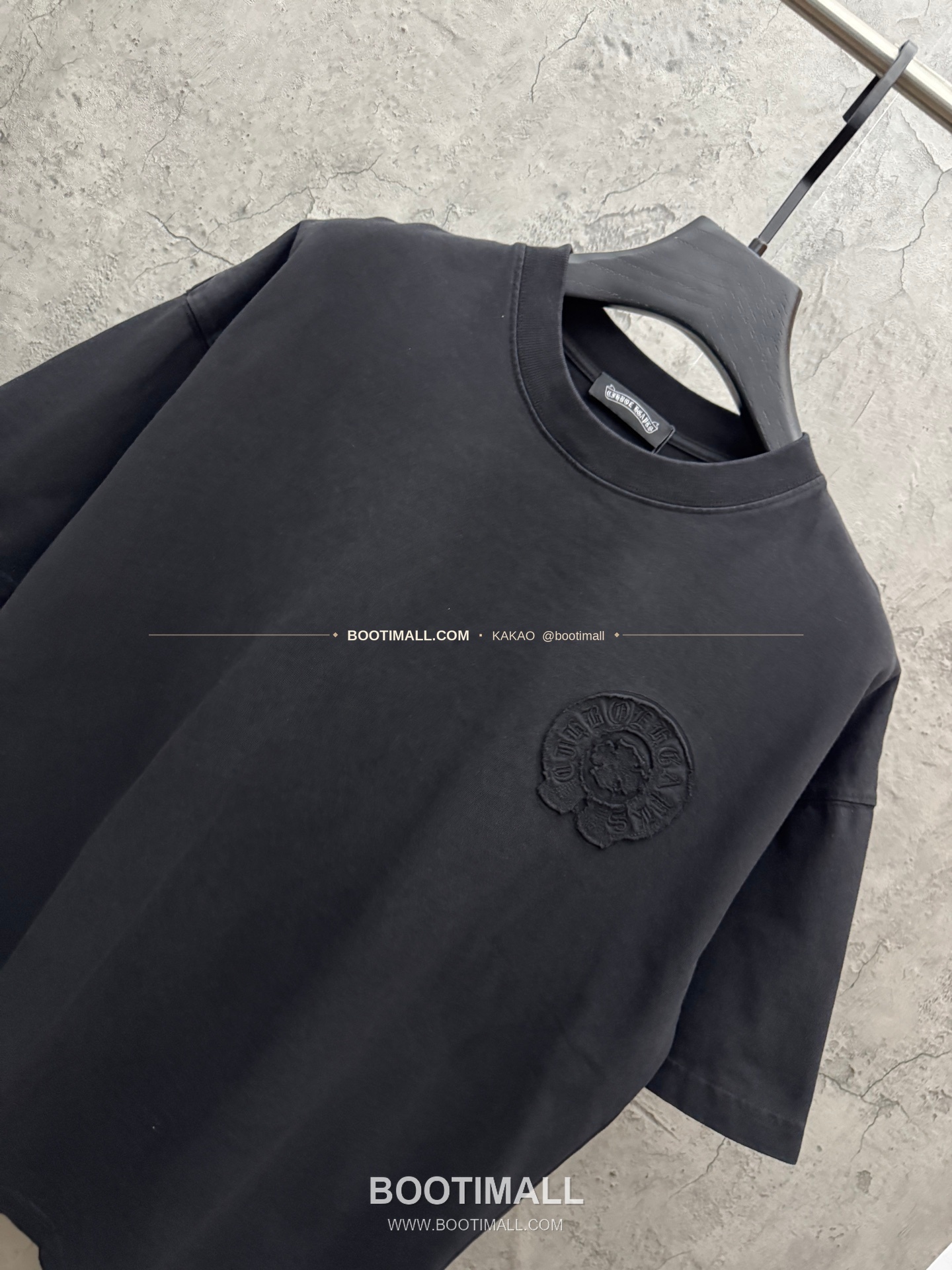 크롬하츠 2026SS 헤비코튼 크로스패치자수 루즈핏 반팔 티셔츠 Chrome Hearts 2026 SS Heavy Cotton Cross Patch Embroidery Loose Fit Short Sleeve T-Shirt 26-2055 3