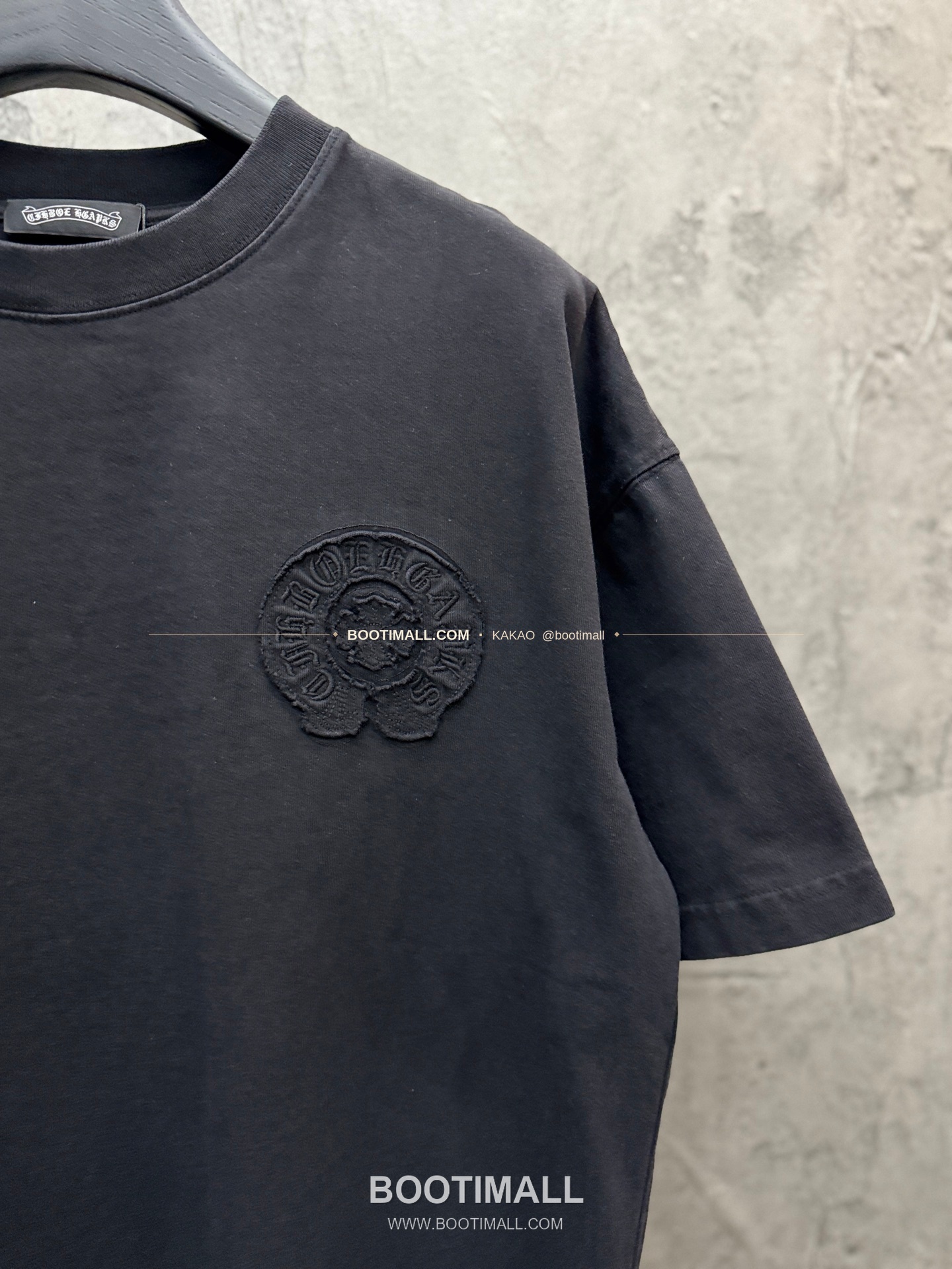 크롬하츠 2026SS 헤비코튼 크로스패치자수 루즈핏 반팔 티셔츠 Chrome Hearts 2026 SS Heavy Cotton Cross Patch Embroidery Loose Fit Short Sleeve T-Shirt 26-2055 5