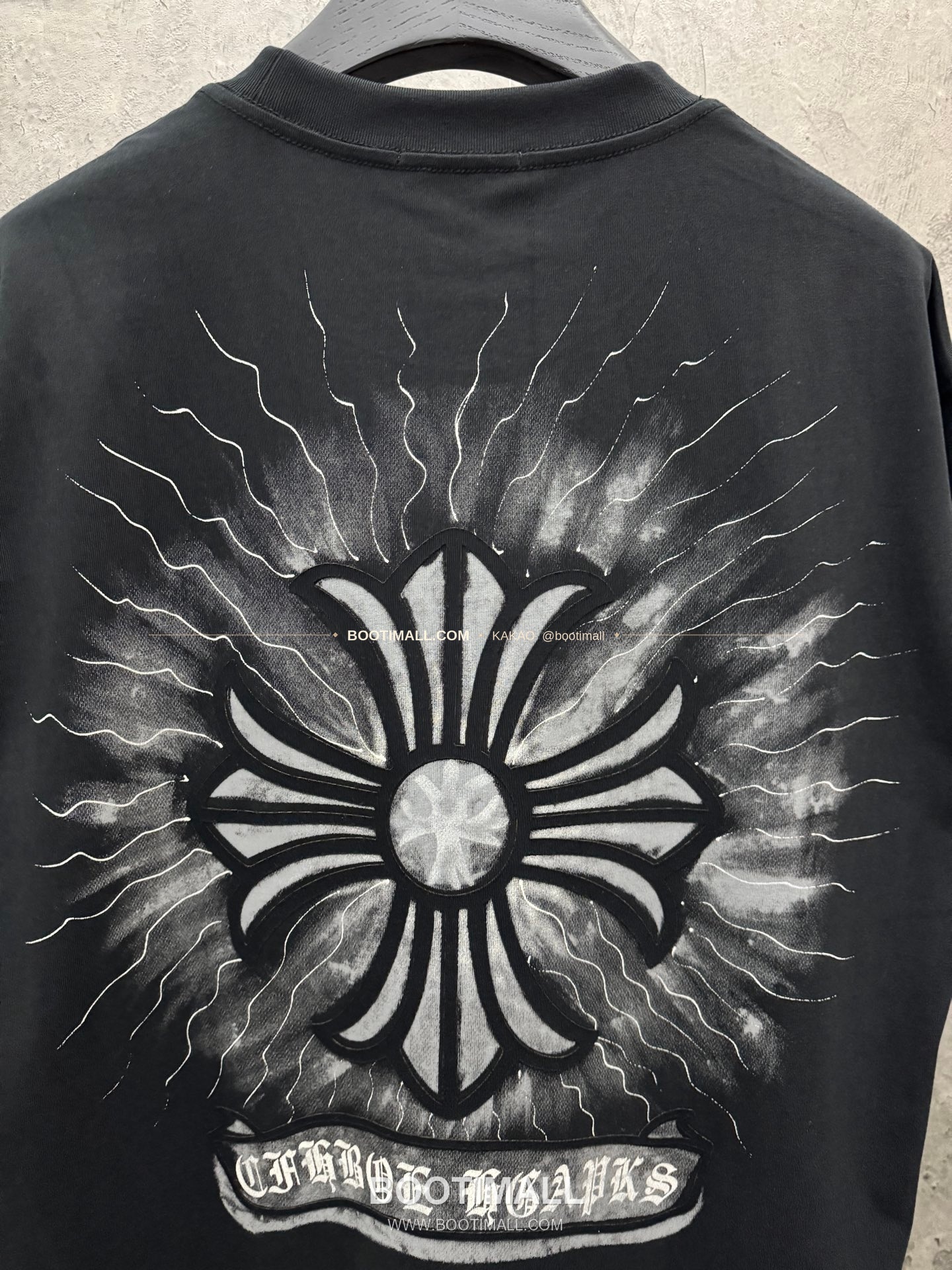 크롬하츠 2026SS 헤비코튼 벨벳프린트 루즈핏 반팔 티셔츠 Chrome Hearts 2026 SS Heavy Cotton Velvet Print Loose Fit Short Sleeve T-Shirt 26-2068 7