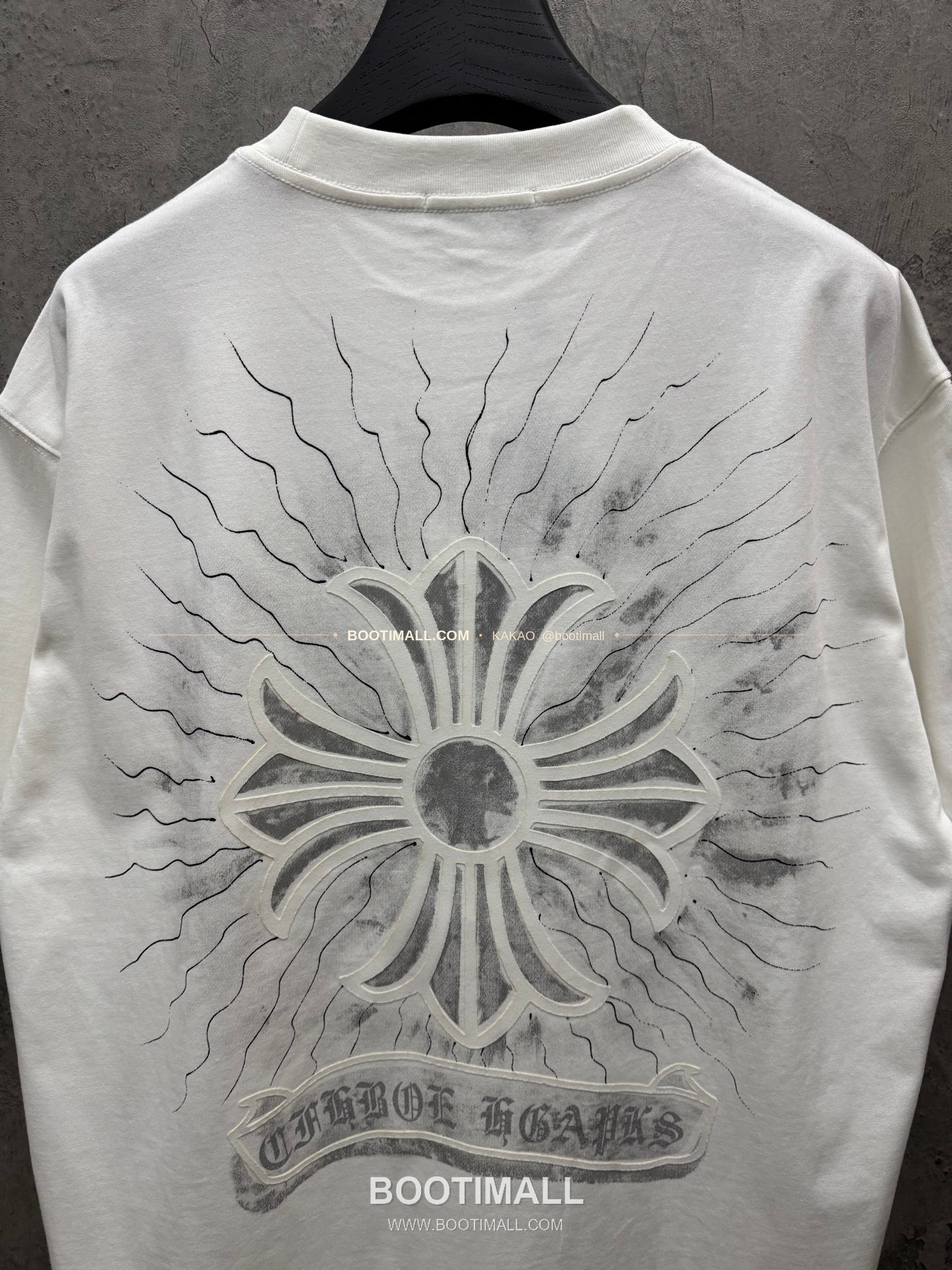 크롬하츠 2026SS 헤비코튼 벨벳프린트 루즈핏 반팔 티셔츠 Chrome Hearts 2026 SS Heavy Cotton Velvet Print Loose Fit Short Sleeve T-Shirt 26-2068 7