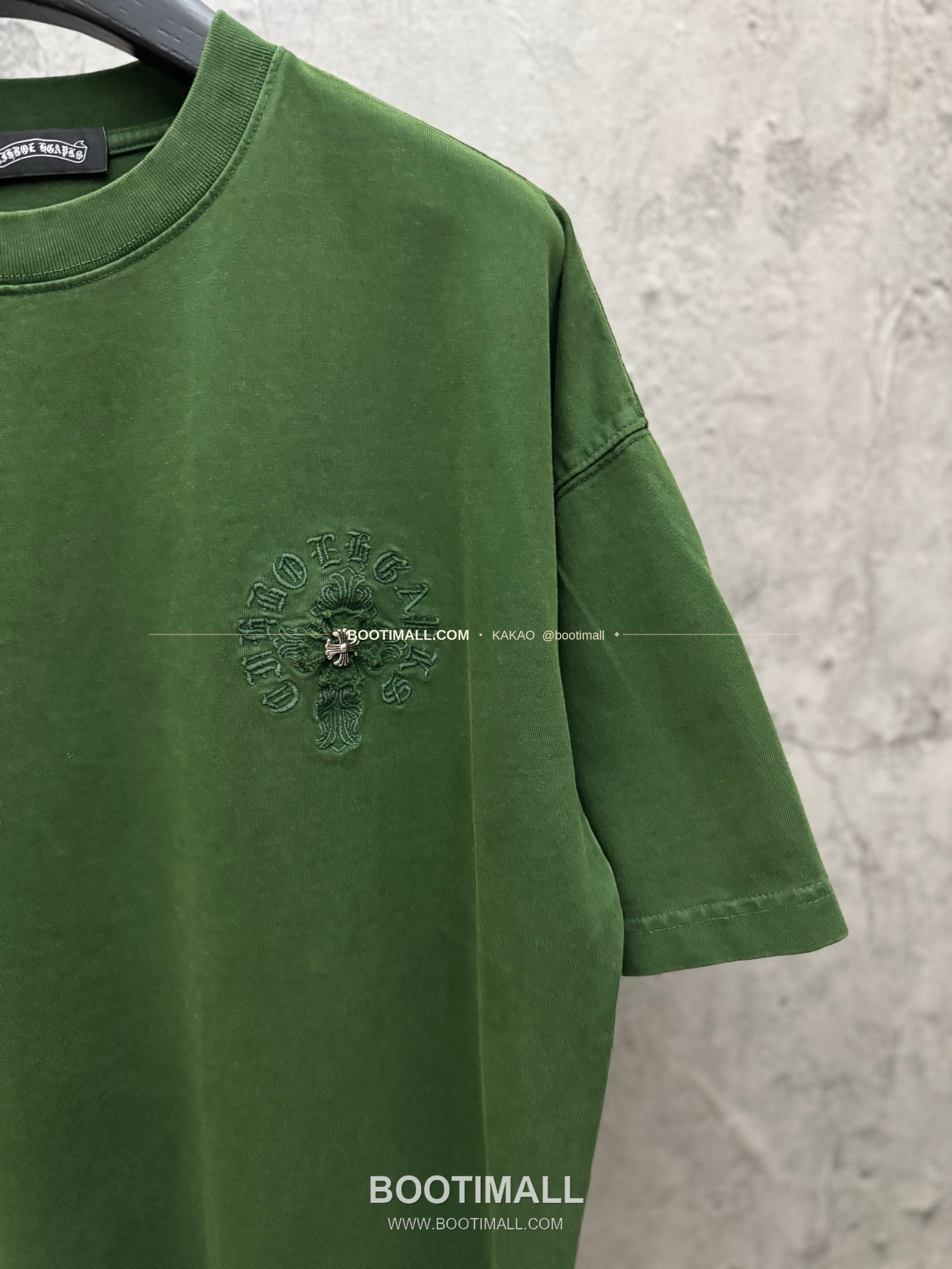 크롬하츠 2026SS 헤비코튼 패치자수 워시드 루즈핏 반팔 티셔츠 Chrome Hearts 2026 SS Heavy Cotton Patch Embroidery Washed Loose Fit Short Sleeve T-Shirt 26-2035 5