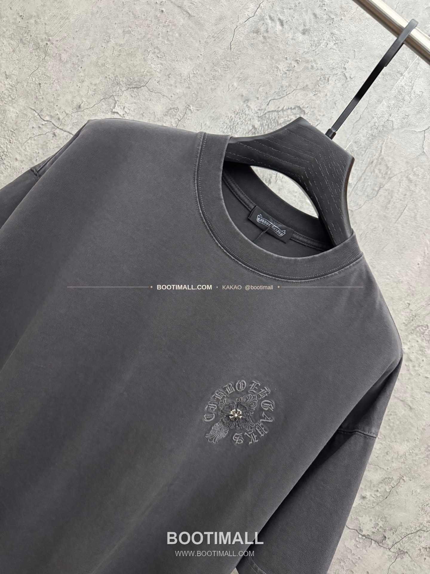 크롬하츠 2026SS 헤비코튼 패치자수 워시드 루즈핏 반팔 티셔츠 Chrome Hearts 2026 SS Heavy Cotton Patch Embroidery Washed Loose Fit Short Sleeve T-Shirt 26-2035 3