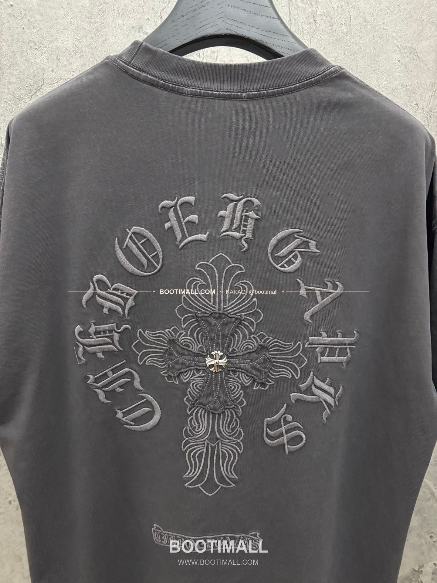 크롬하츠 2026SS 헤비코튼 패치자수 워시드 루즈핏 반팔 티셔츠 Chrome Hearts 2026 SS Heavy Cotton Patch Embroidery Washed Loose Fit Short Sleeve T-Shirt 26-2035 7