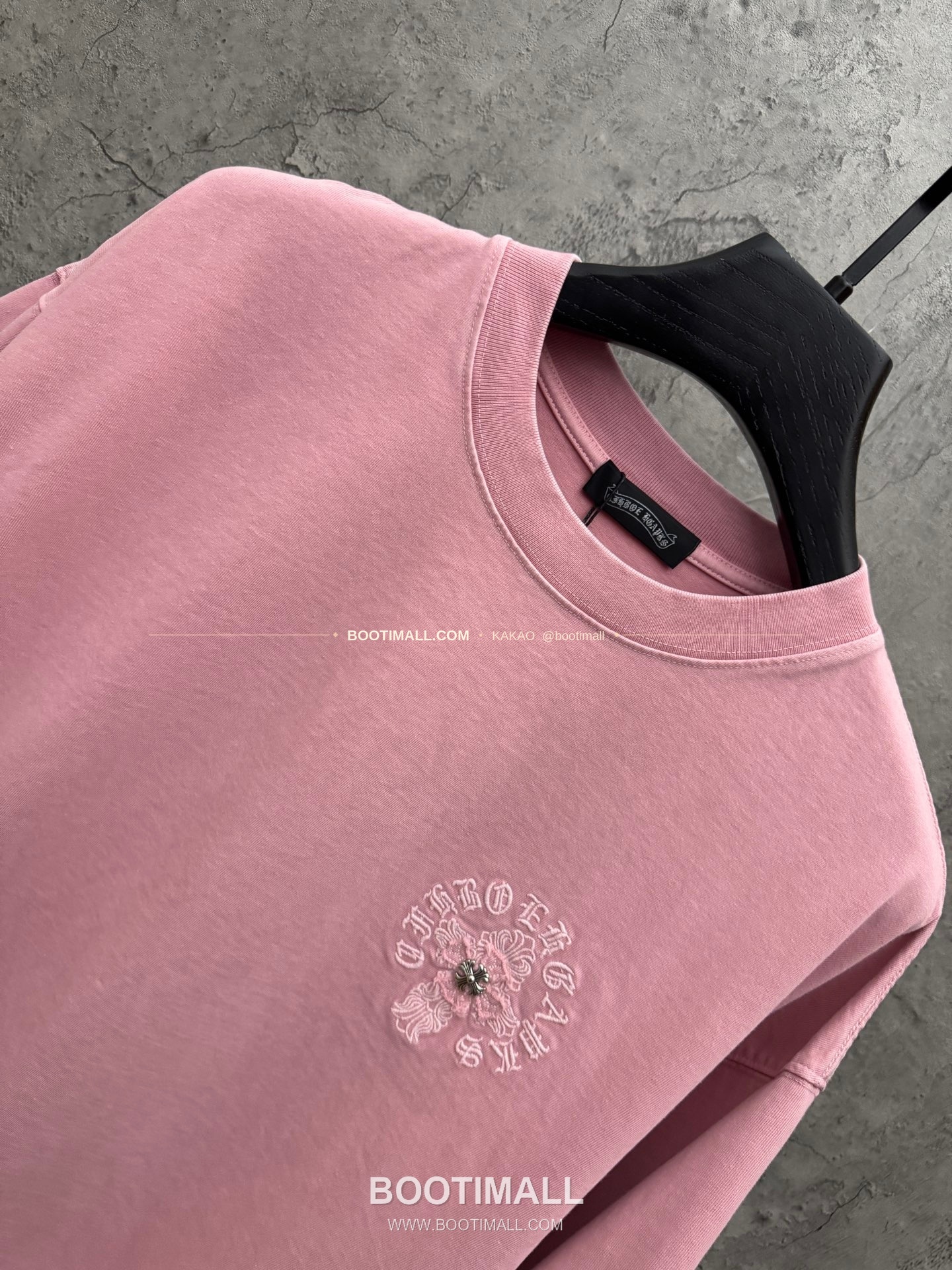 크롬하츠 2026SS 헤비코튼 패치자수 워시드 루즈핏 반팔 티셔츠 Chrome Hearts 2026 SS Heavy Cotton Patch Embroidery Washed Loose Fit Short Sleeve T-Shirt 26-2035 3