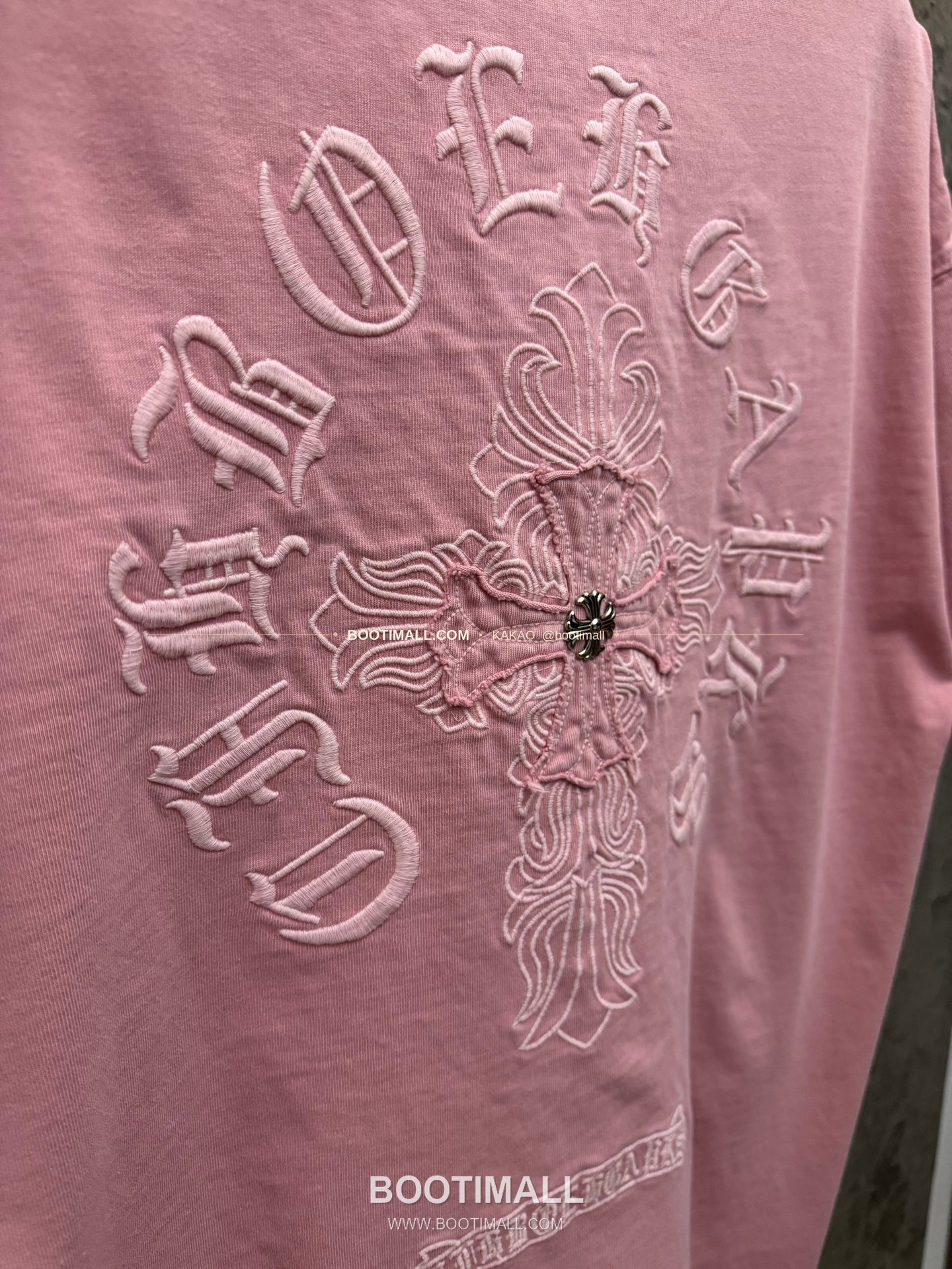 크롬하츠 2026SS 헤비코튼 패치자수 워시드 루즈핏 반팔 티셔츠 Chrome Hearts 2026 SS Heavy Cotton Patch Embroidery Washed Loose Fit Short Sleeve T-Shirt 26-2035 8