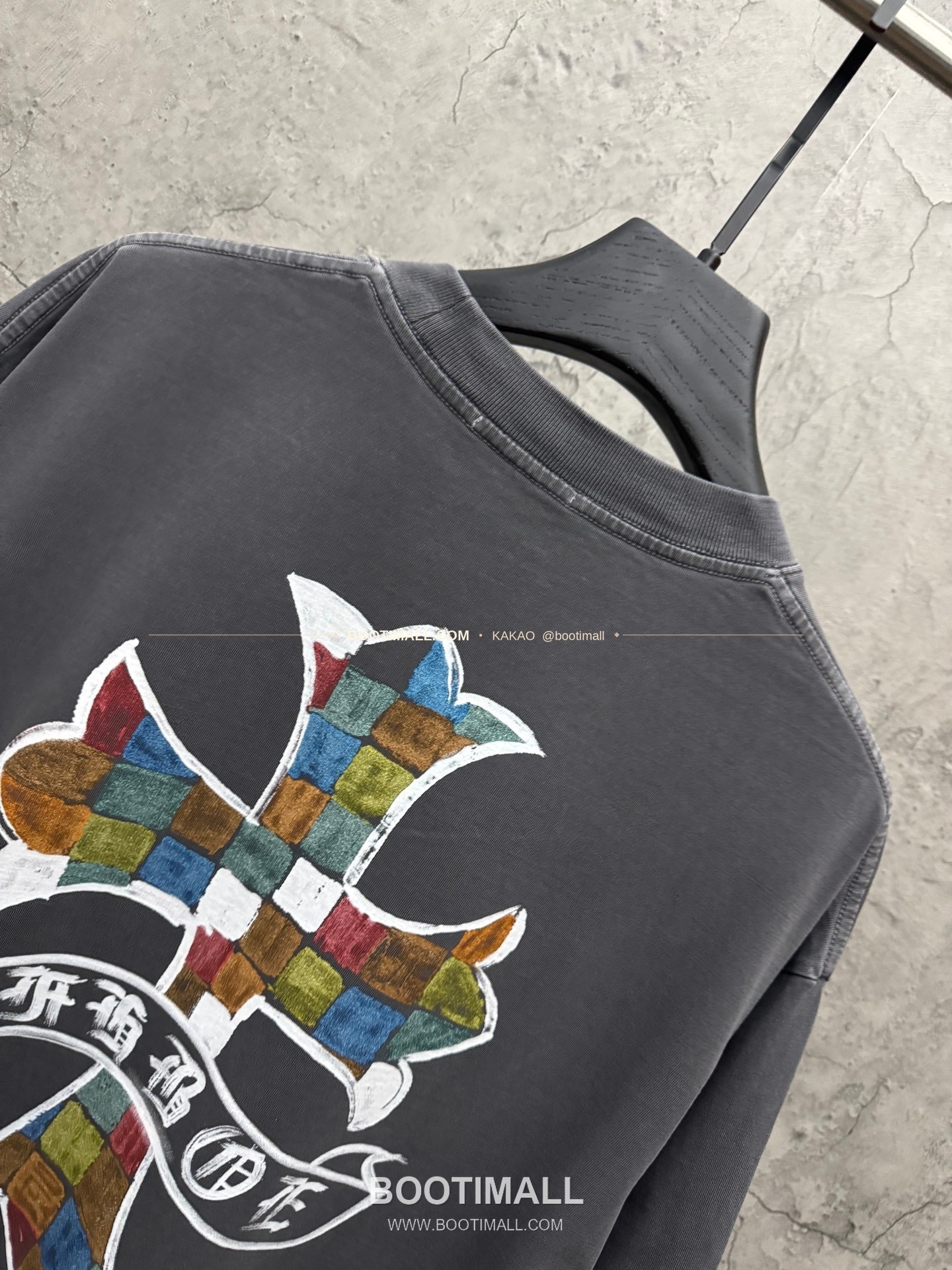 크롬하츠 2026SS 헤비코튼 페인팅프린트 루즈핏 반팔 티셔츠 Chrome Hearts 2026 SS Heavy Cotton Painting Print Loose Fit Short Sleeve T-Shirt 26-2067 4