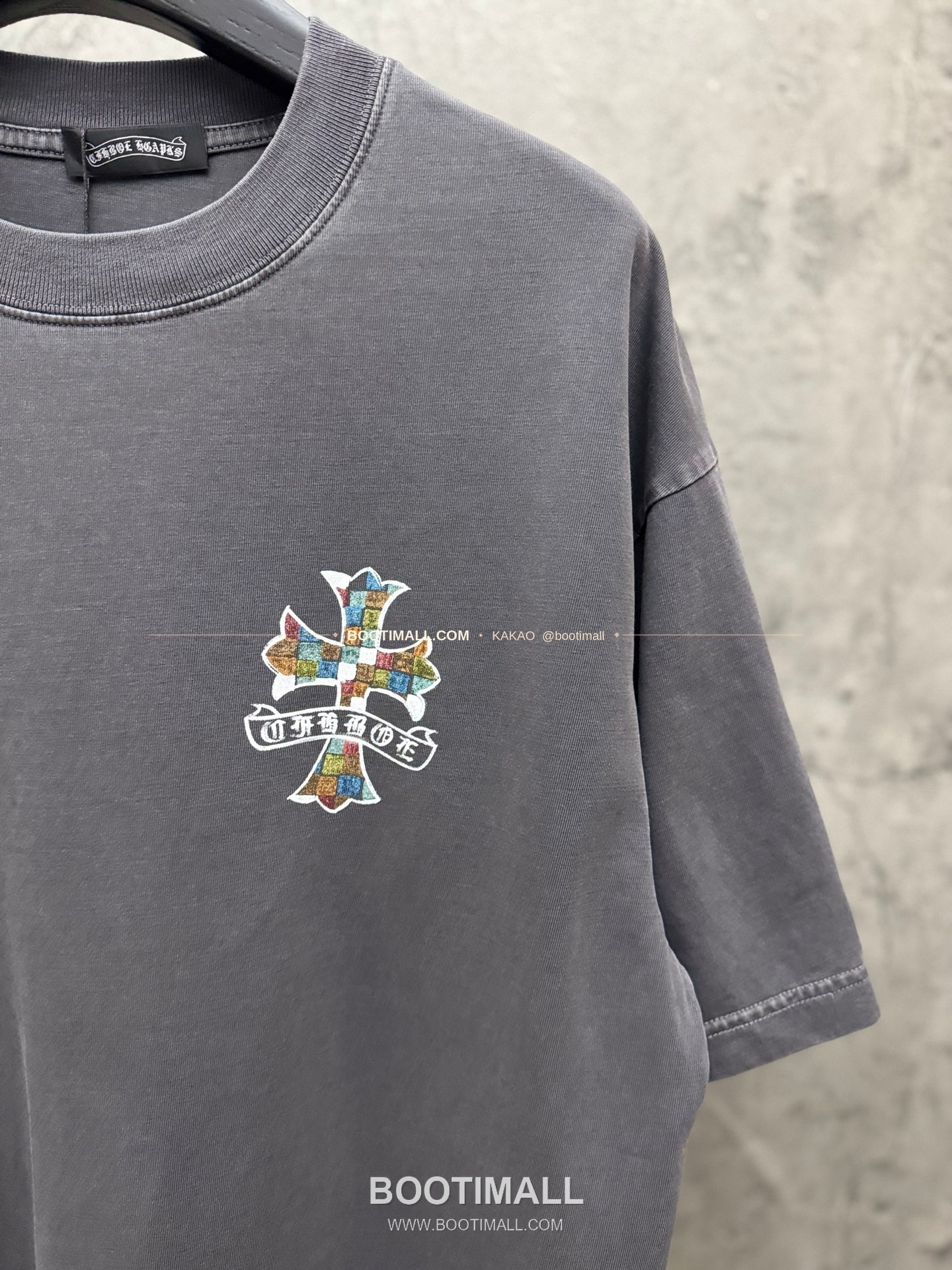 크롬하츠 2026SS 헤비코튼 페인팅프린트 루즈핏 반팔 티셔츠 Chrome Hearts 2026 SS Heavy Cotton Painting Print Loose Fit Short Sleeve T-Shirt 26-2067 5