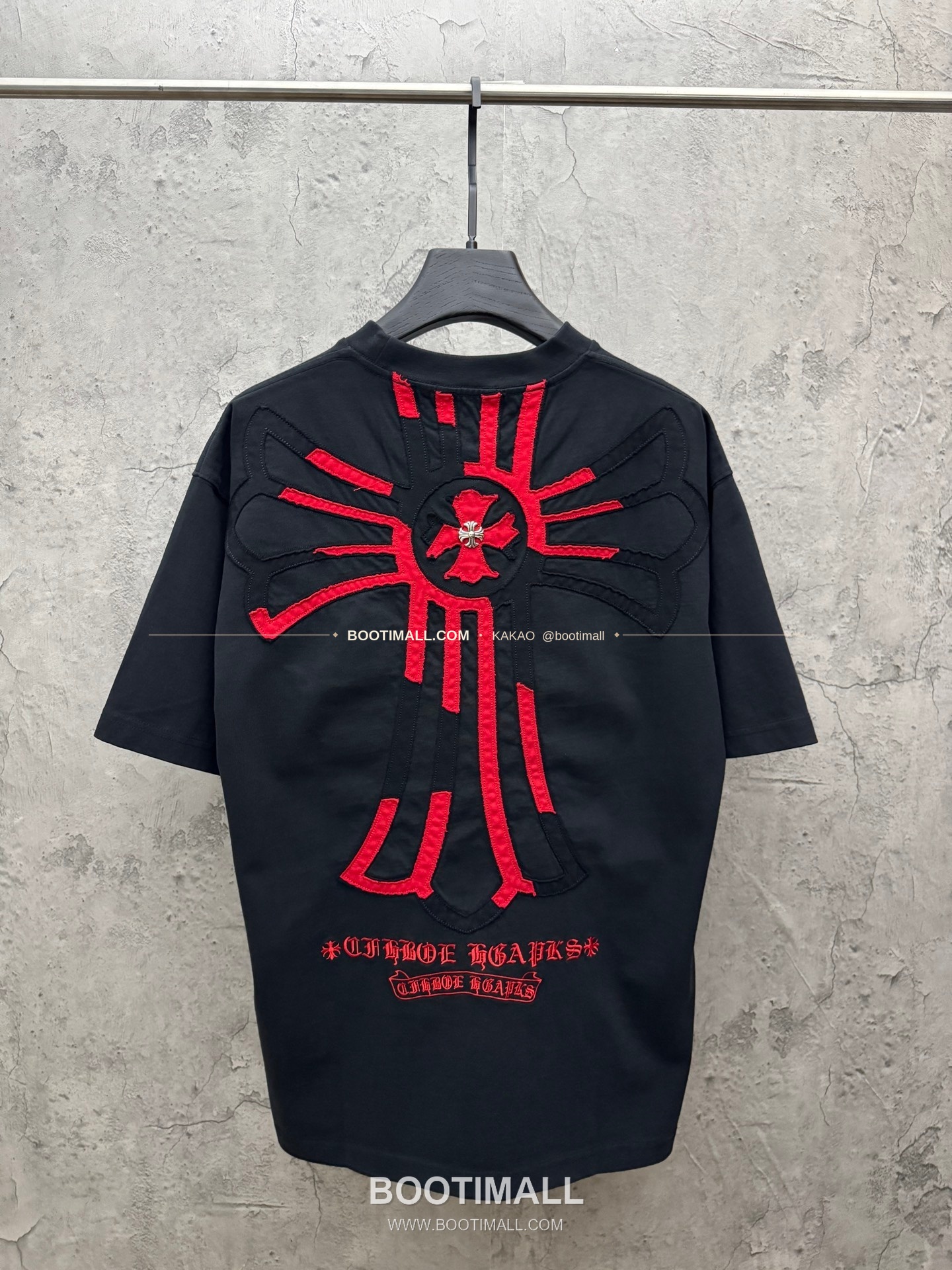 크롬하츠 2026SS 헤비코튼 벨벳패치자수 루즈핏 반팔 티셔츠 Chrome Hearts 2026 SS Heavy Cotton Velvet Patch Embroidery Loose Fit Short Sleeve T-Shirt 26-2069 2