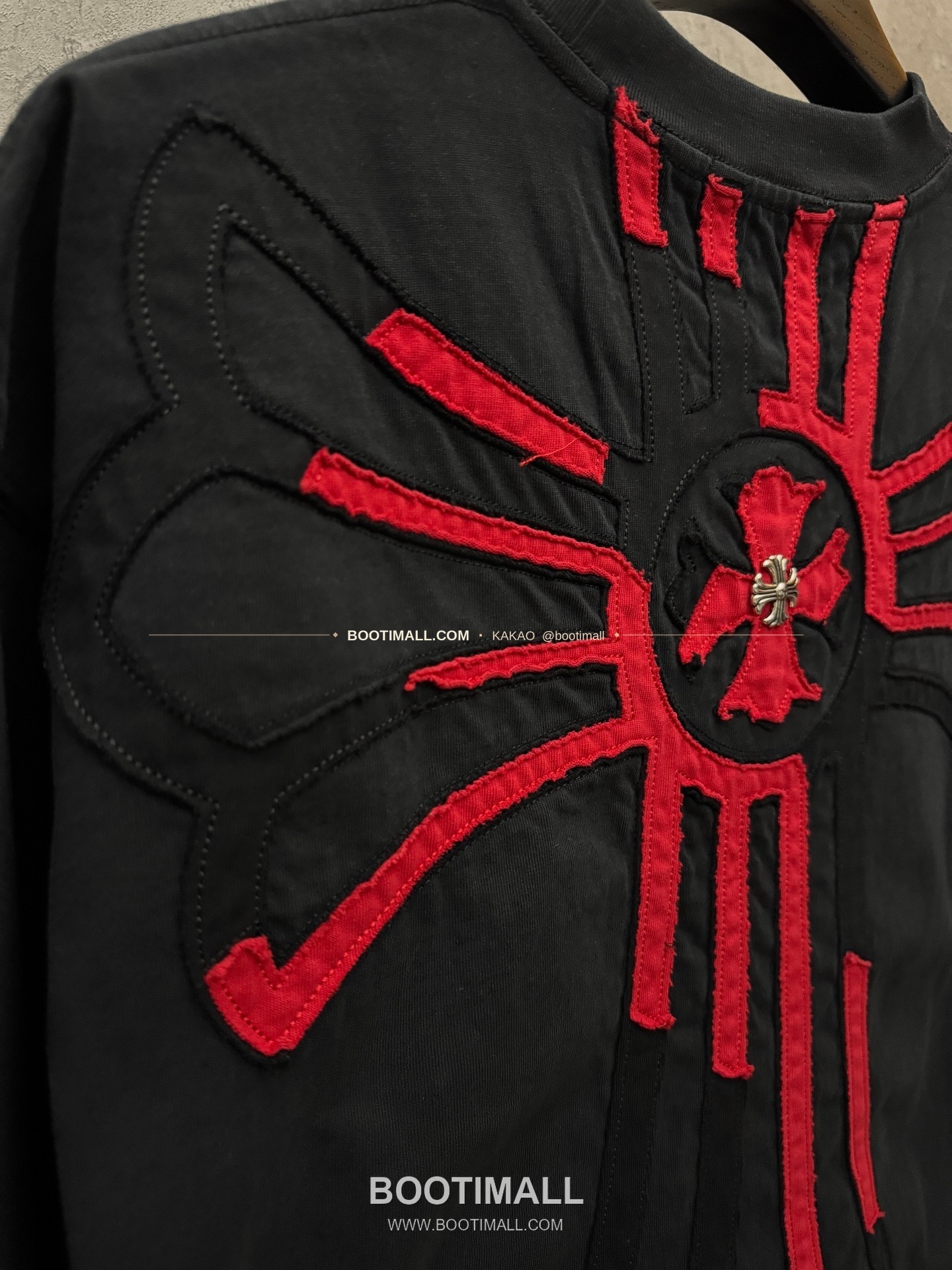 크롬하츠 2026SS 헤비코튼 벨벳패치자수 루즈핏 반팔 티셔츠 Chrome Hearts 2026 SS Heavy Cotton Velvet Patch Embroidery Loose Fit Short Sleeve T-Shirt 26-2069 8