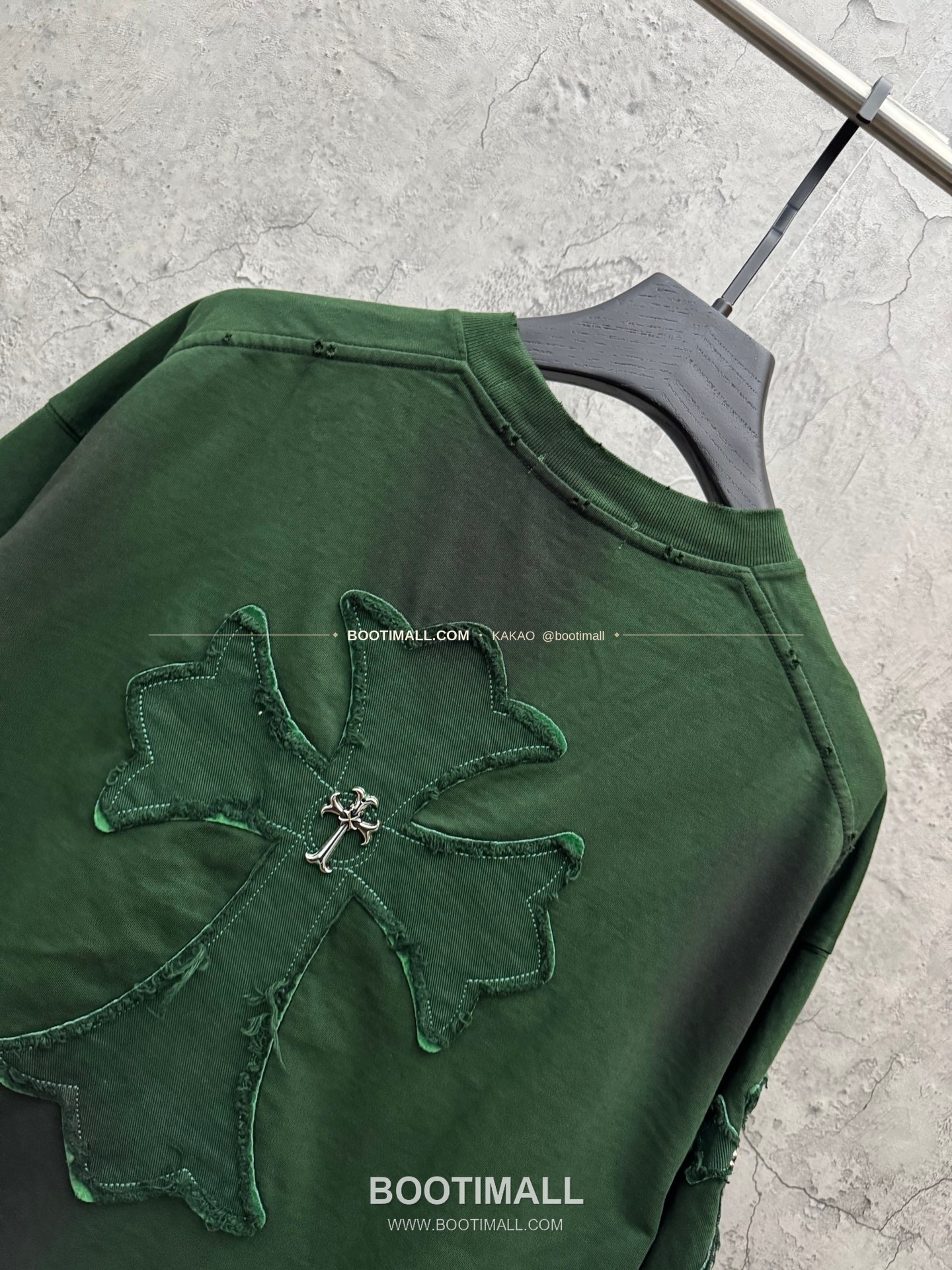 크롬하츠 2026SS 헤비코튼 패치자수 워시드 루즈핏 반팔 티셔츠 Chrome Hearts 2026 SS Heavy Cotton Patch Embroidery Washed Loose Fit Short Sleeve T-Shirt 5106 4