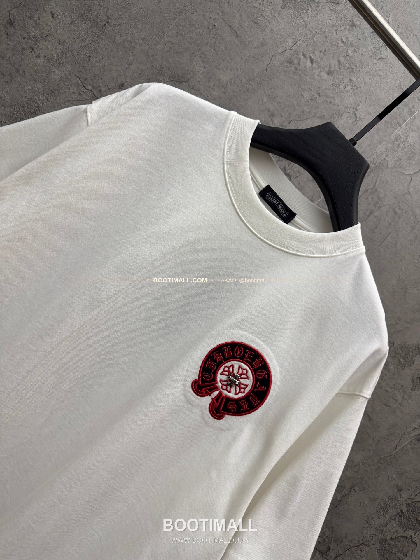 크롬하츠 2026SS 헤비코튼 레더패치자수 루즈핏 반팔 티셔츠 Chrome Hearts 2026 SS Heavy Cotton Leather Patch Embroidery Loose Fit Short Sleeve T-Shirt 26-2026 3