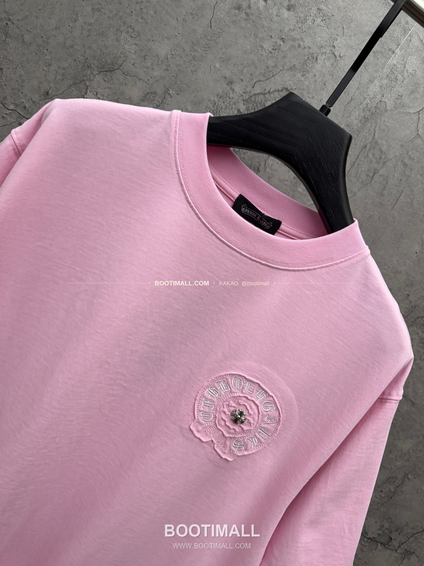 크롬하츠 2026SS 헤비코튼 패치자수 루즈핏 반팔 티셔츠 Chrome Hearts 2026 SS Heavy Cotton Patch Embroidery Loose Fit Short Sleeve T-Shirt 26-2023 3