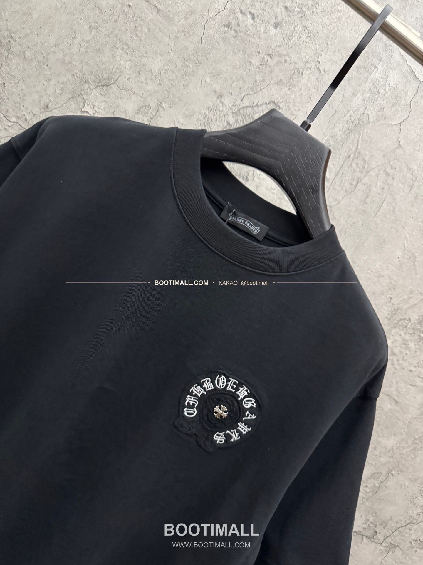 크롬하츠 2026SS 헤비코튼 패치자수 루즈핏 반팔 티셔츠 Chrome Hearts 2026 SS Heavy Cotton Patch Embroidery Loose Fit Short Sleeve T-Shirt 26-2023 3