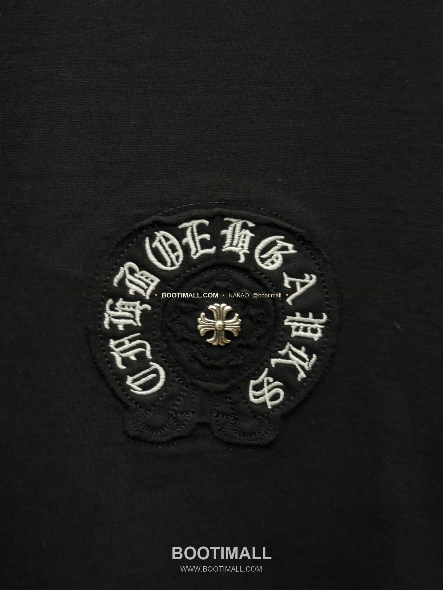 크롬하츠 2026SS 헤비코튼 패치자수 루즈핏 반팔 티셔츠 Chrome Hearts 2026 SS Heavy Cotton Patch Embroidery Loose Fit Short Sleeve T-Shirt 26-2023 6