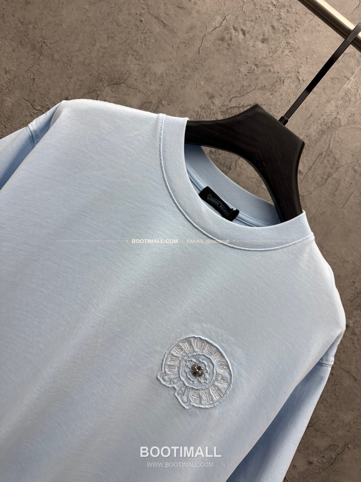 크롬하츠 2026SS 헤비코튼 패치자수 루즈핏 반팔 티셔츠 Chrome Hearts 2026 SS Heavy Cotton Patch Embroidery Loose Fit Short Sleeve T-Shirt 26-2023 3