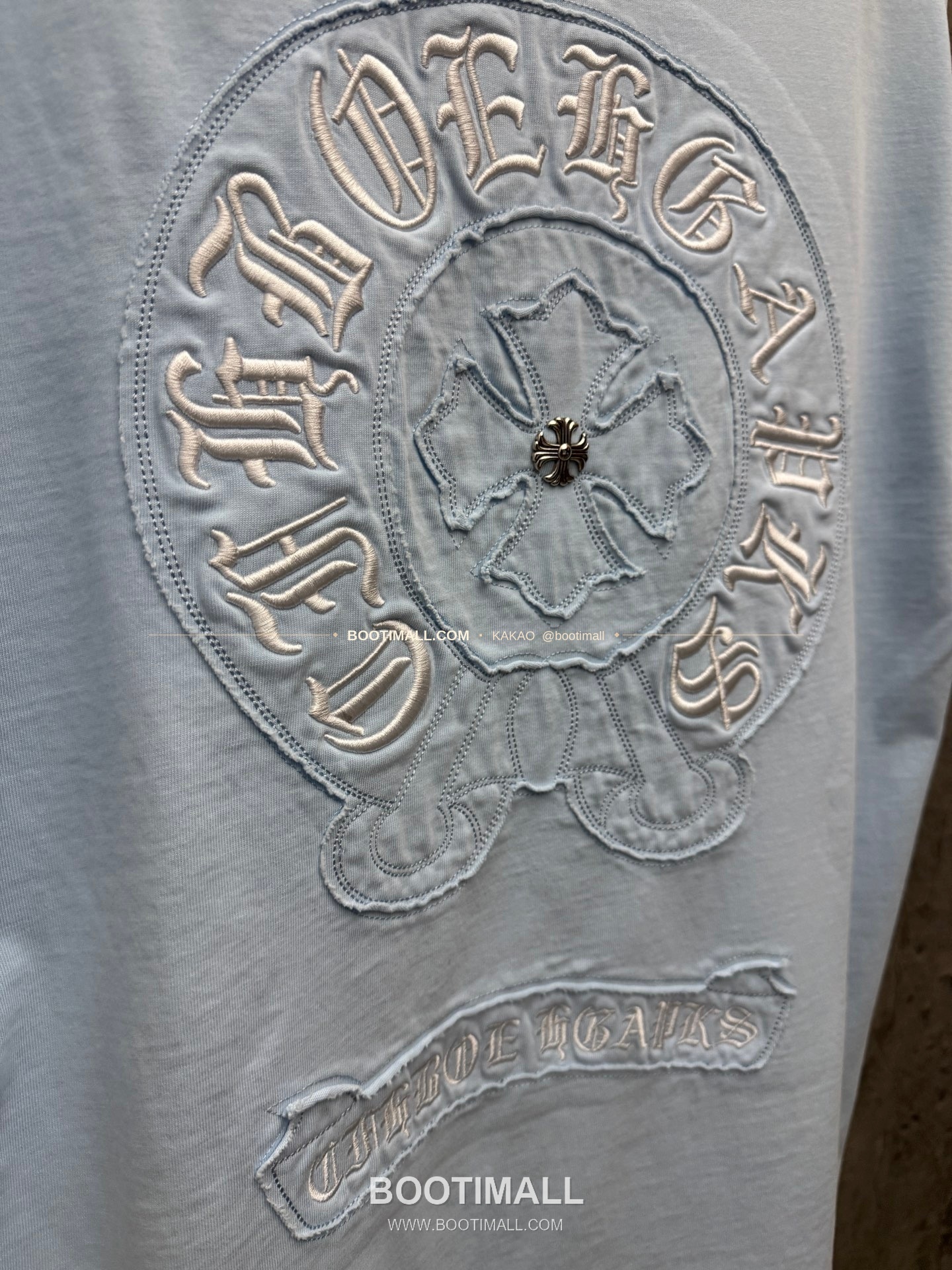 크롬하츠 2026SS 헤비코튼 패치자수 루즈핏 반팔 티셔츠 Chrome Hearts 2026 SS Heavy Cotton Patch Embroidery Loose Fit Short Sleeve T-Shirt 26-2023 8