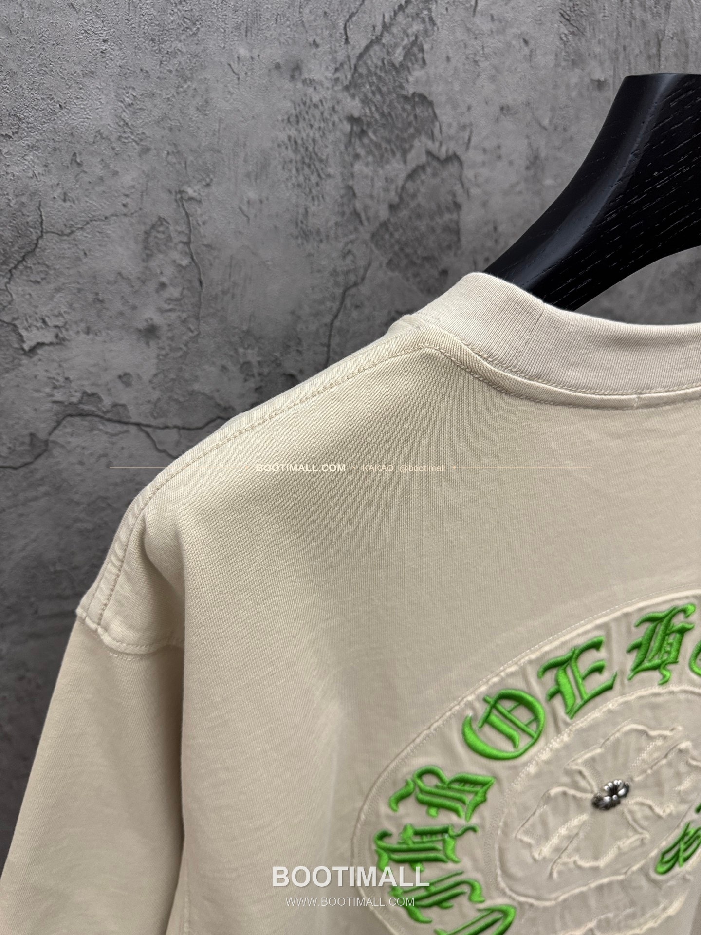 크롬하츠 2026SS 헤비코튼 패치자수 루즈핏 반팔 티셔츠 Chrome Hearts 2026 SS Heavy Cotton Patch Embroidery Loose Fit Short Sleeve T-Shirt 26-2023 9