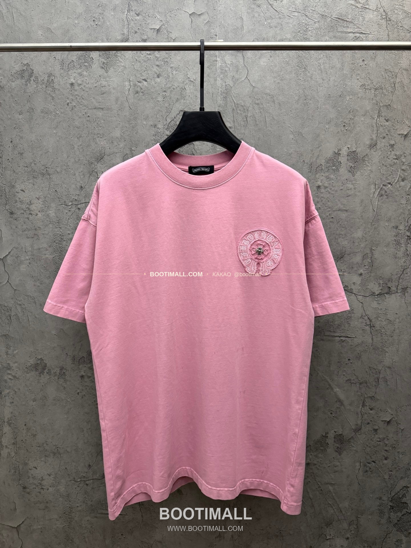 크롬하츠 2026SS 헤비코튼 패치자수 루즈핏 반팔 티셔츠 Chrome Hearts 2026 SS Heavy Cotton Patch Embroidery Loose Fit Short Sleeve T-Shirt 26-2006 1