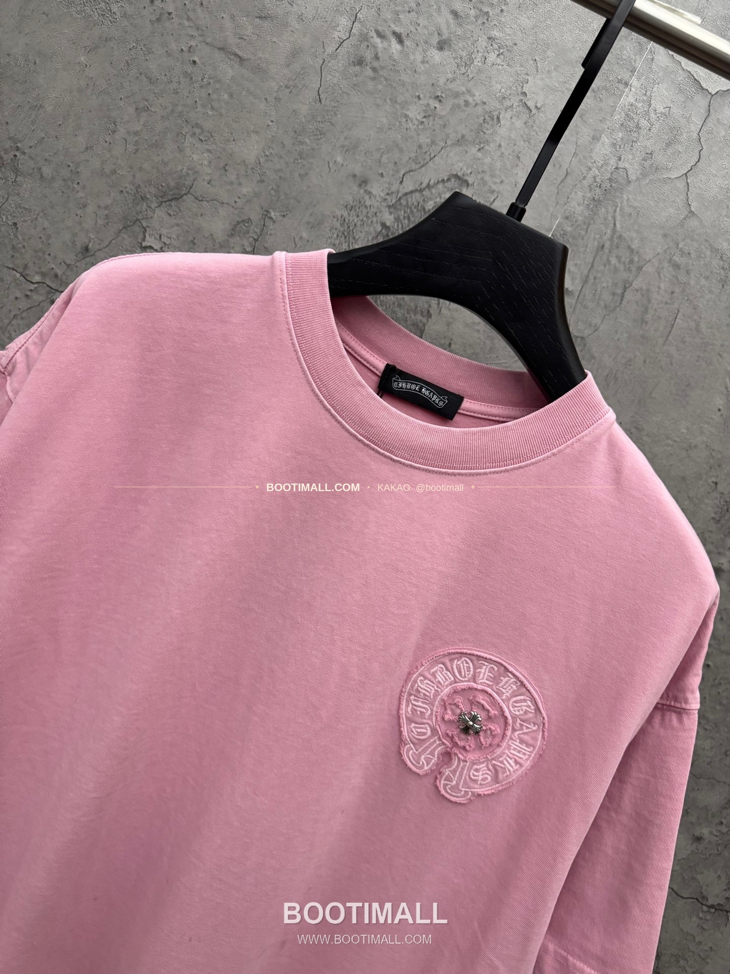 크롬하츠 2026SS 헤비코튼 패치자수 루즈핏 반팔 티셔츠 Chrome Hearts 2026 SS Heavy Cotton Patch Embroidery Loose Fit Short Sleeve T-Shirt 26-2006 3