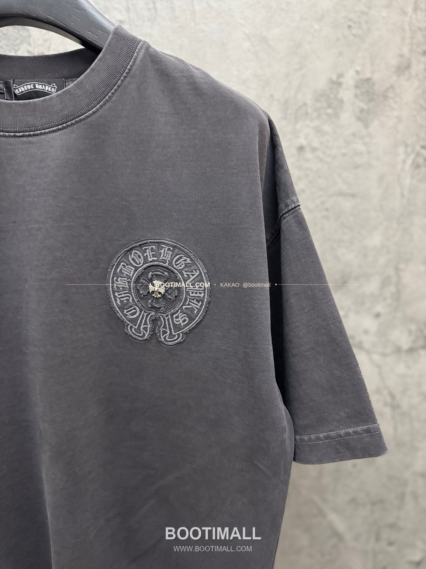 크롬하츠 2026SS 헤비코튼 패치자수 루즈핏 반팔 티셔츠 Chrome Hearts 2026 SS Heavy Cotton Patch Embroidery Loose Fit Short Sleeve T-Shirt 26-2006 5