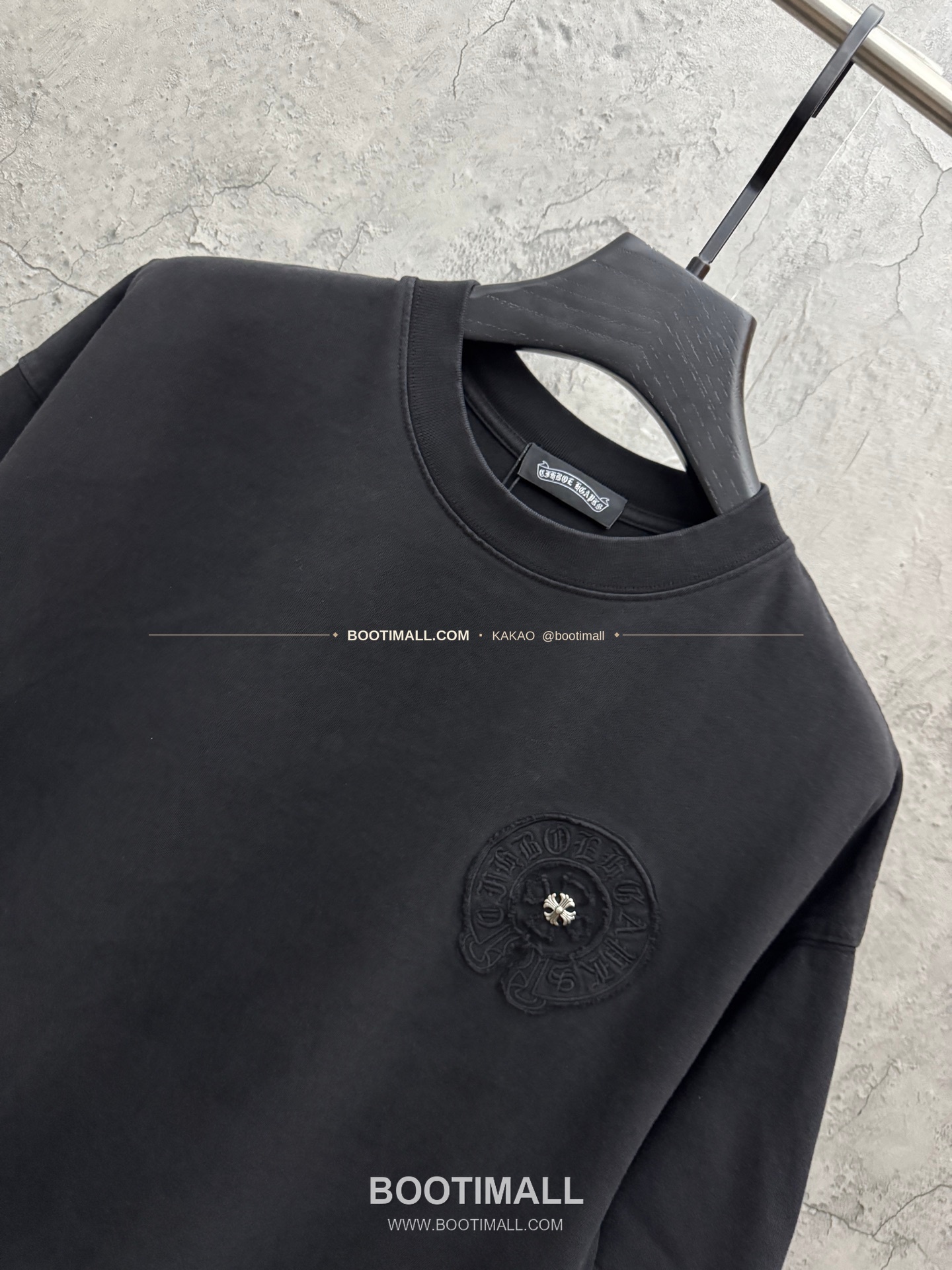 크롬하츠 2026SS 헤비코튼 패치자수 루즈핏 반팔 티셔츠 Chrome Hearts 2026 SS Heavy Cotton Patch Embroidery Loose Fit Short Sleeve T-Shirt 26-2006 3