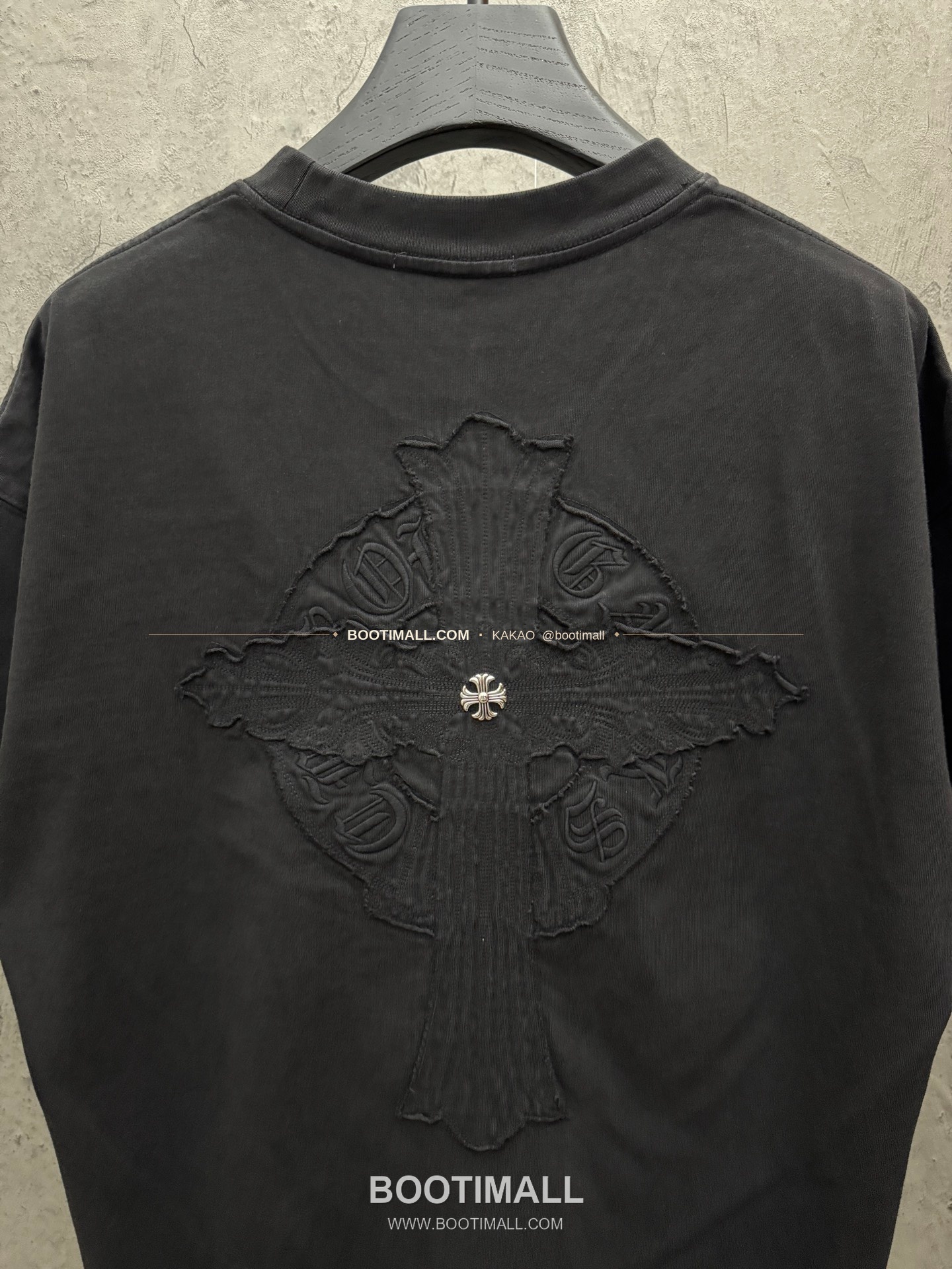 크롬하츠 2026SS 헤비코튼 패치자수 루즈핏 반팔 티셔츠 Chrome Hearts 2026 SS Heavy Cotton Patch Embroidery Loose Fit Short Sleeve T-Shirt 26-2006 7