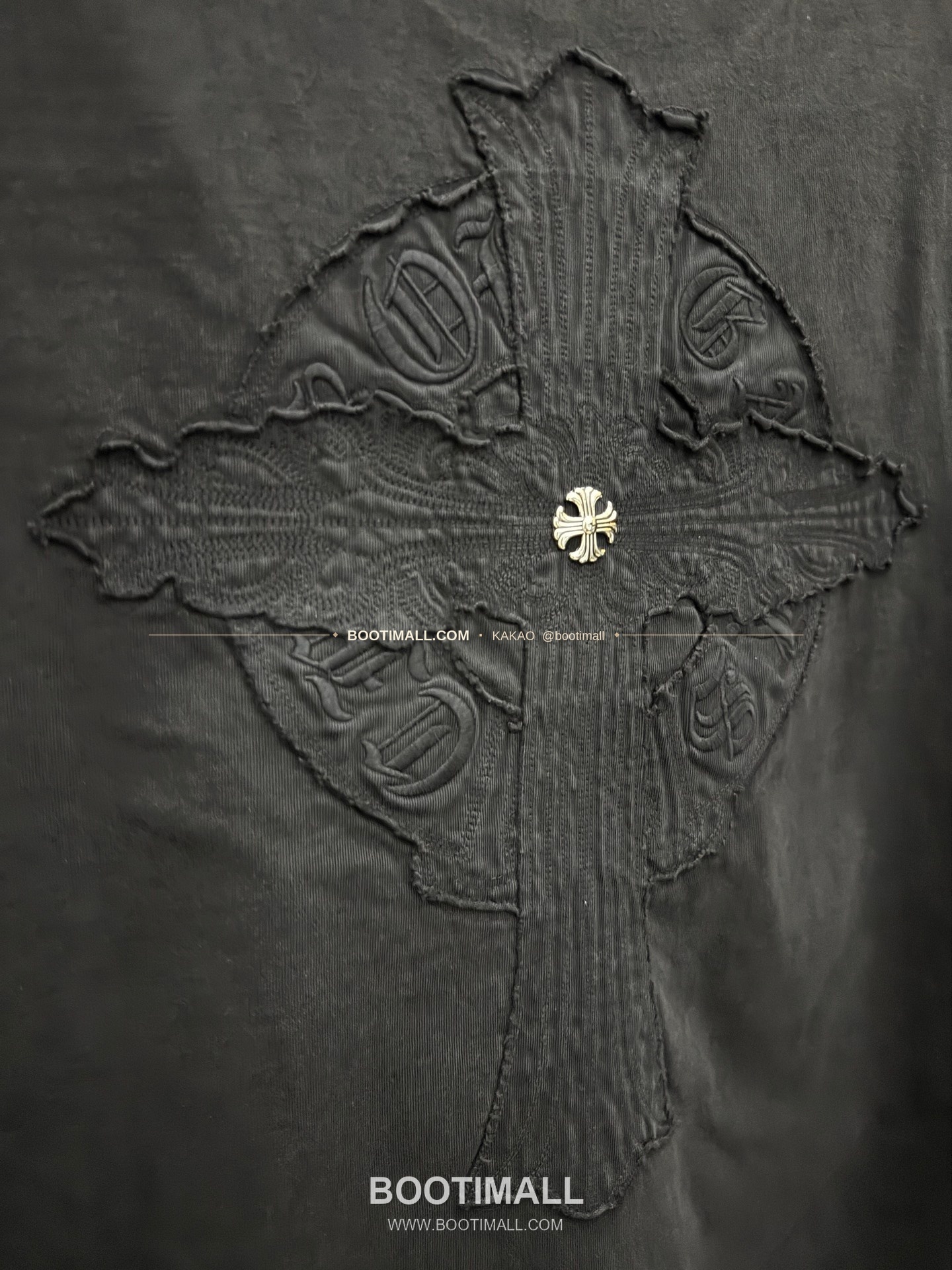 크롬하츠 2026SS 헤비코튼 패치자수 루즈핏 반팔 티셔츠 Chrome Hearts 2026 SS Heavy Cotton Patch Embroidery Loose Fit Short Sleeve T-Shirt 26-2006 8