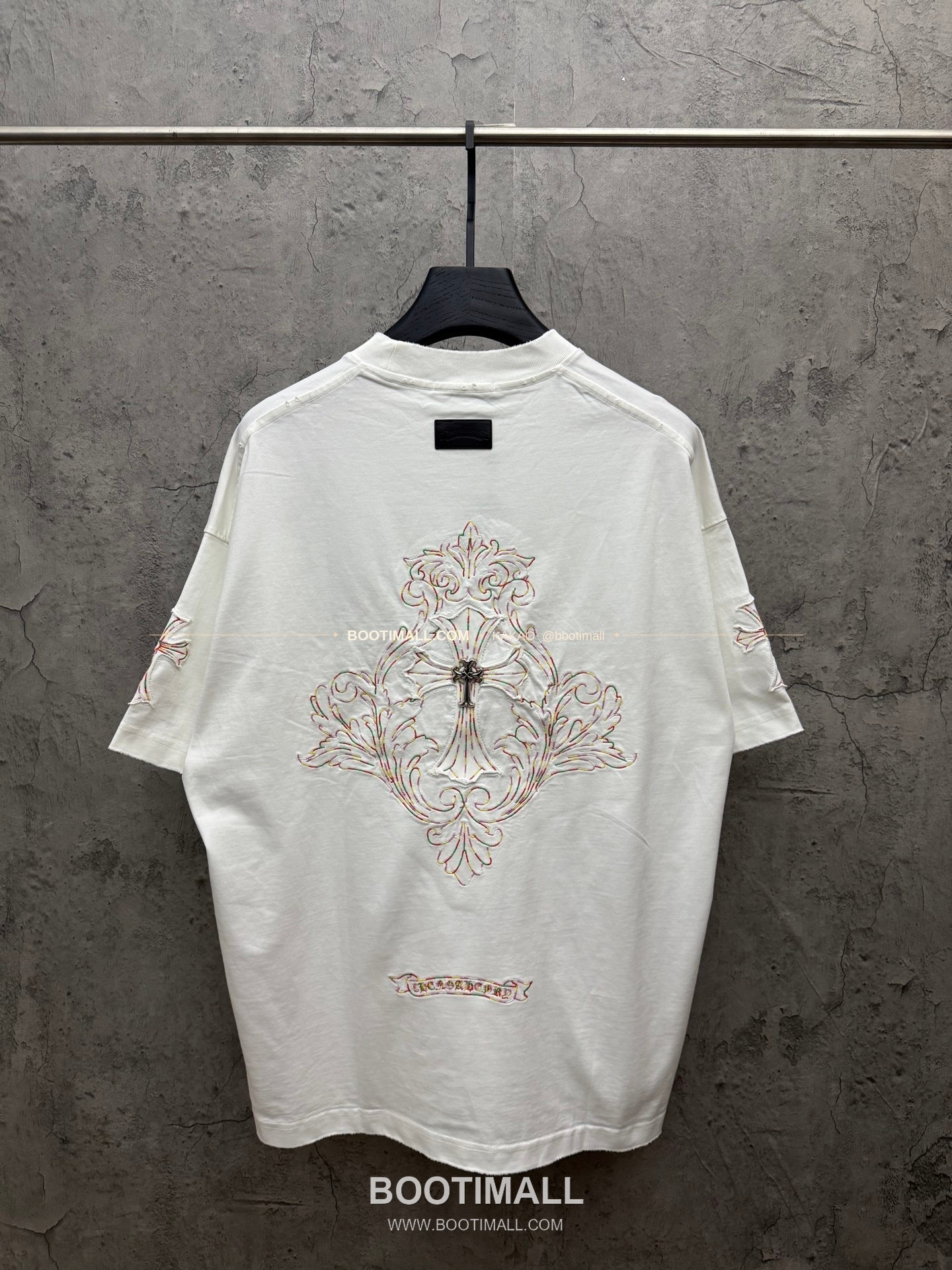 크롬하츠 2026SS 헤비코튼 멀티컬러자수 패치 루즈핏 반팔 티셔츠 Chrome Hearts 2026 SS Heavy Cotton Multicolor Embroidery Patch Loose Fit Short Sleeve T-Shirt 5223 2