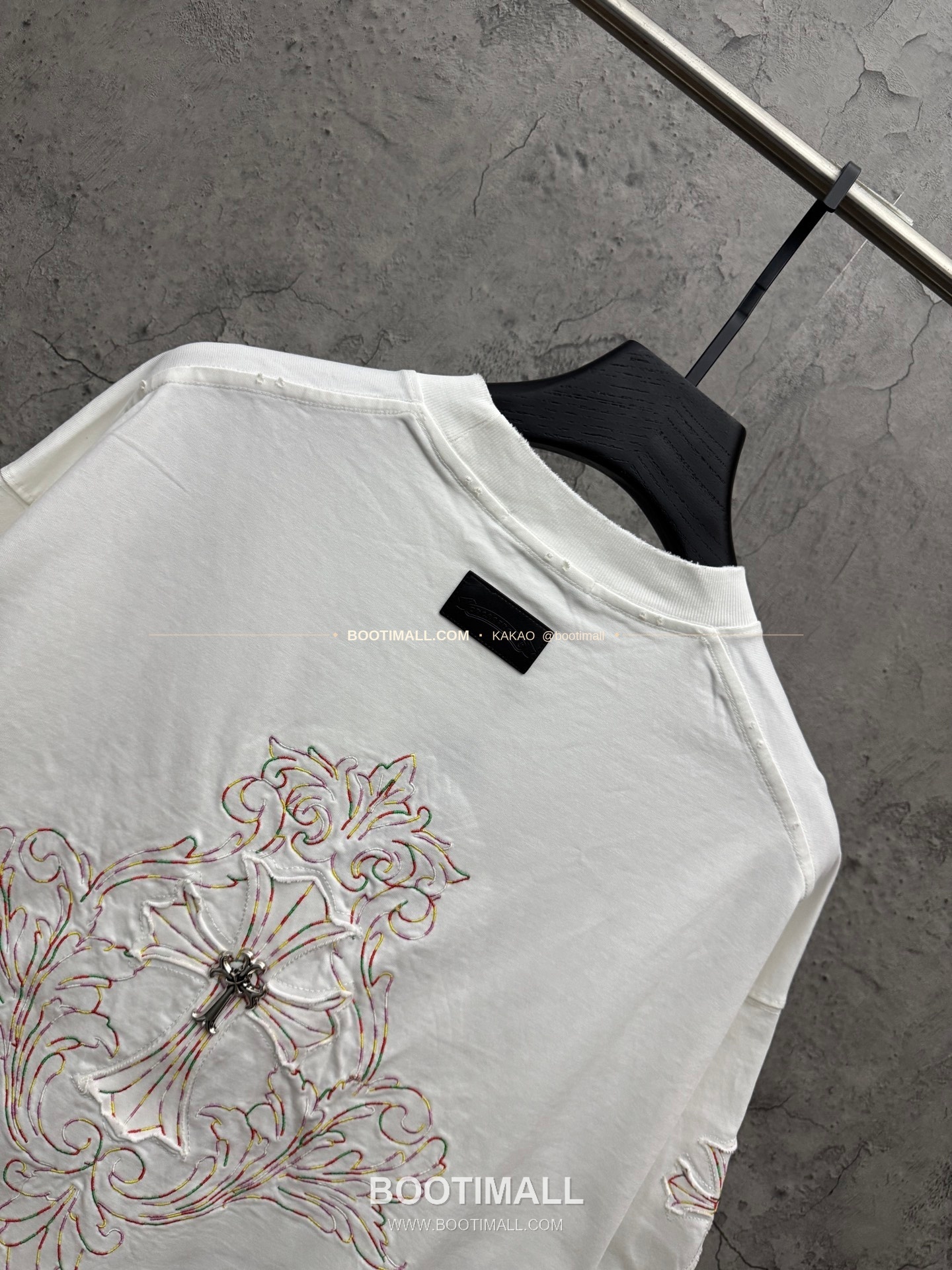 크롬하츠 2026SS 헤비코튼 멀티컬러자수 패치 루즈핏 반팔 티셔츠 Chrome Hearts 2026 SS Heavy Cotton Multicolor Embroidery Patch Loose Fit Short Sleeve T-Shirt 5223 4