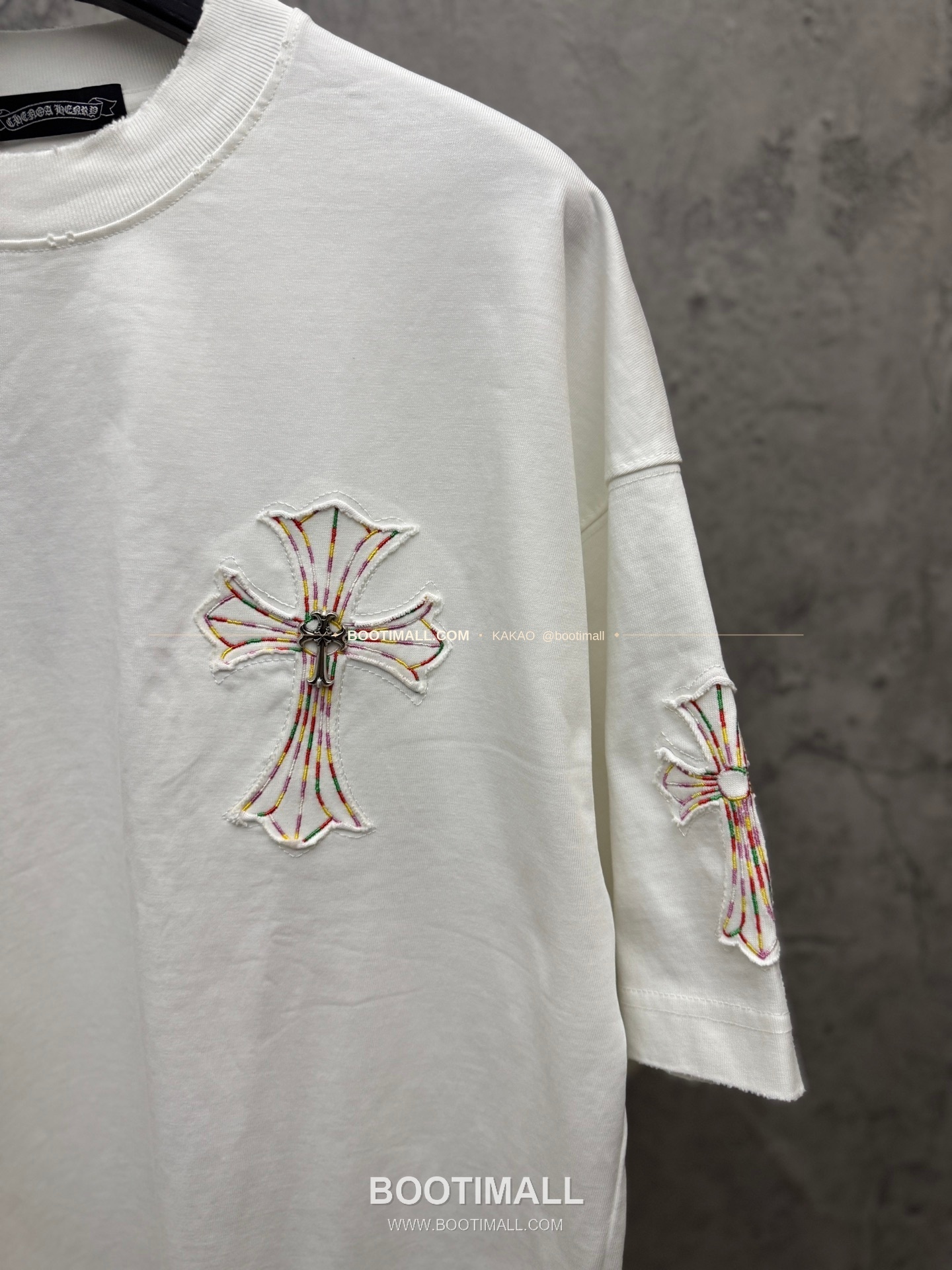 크롬하츠 2026SS 헤비코튼 멀티컬러자수 패치 루즈핏 반팔 티셔츠 Chrome Hearts 2026 SS Heavy Cotton Multicolor Embroidery Patch Loose Fit Short Sleeve T-Shirt 5223 5