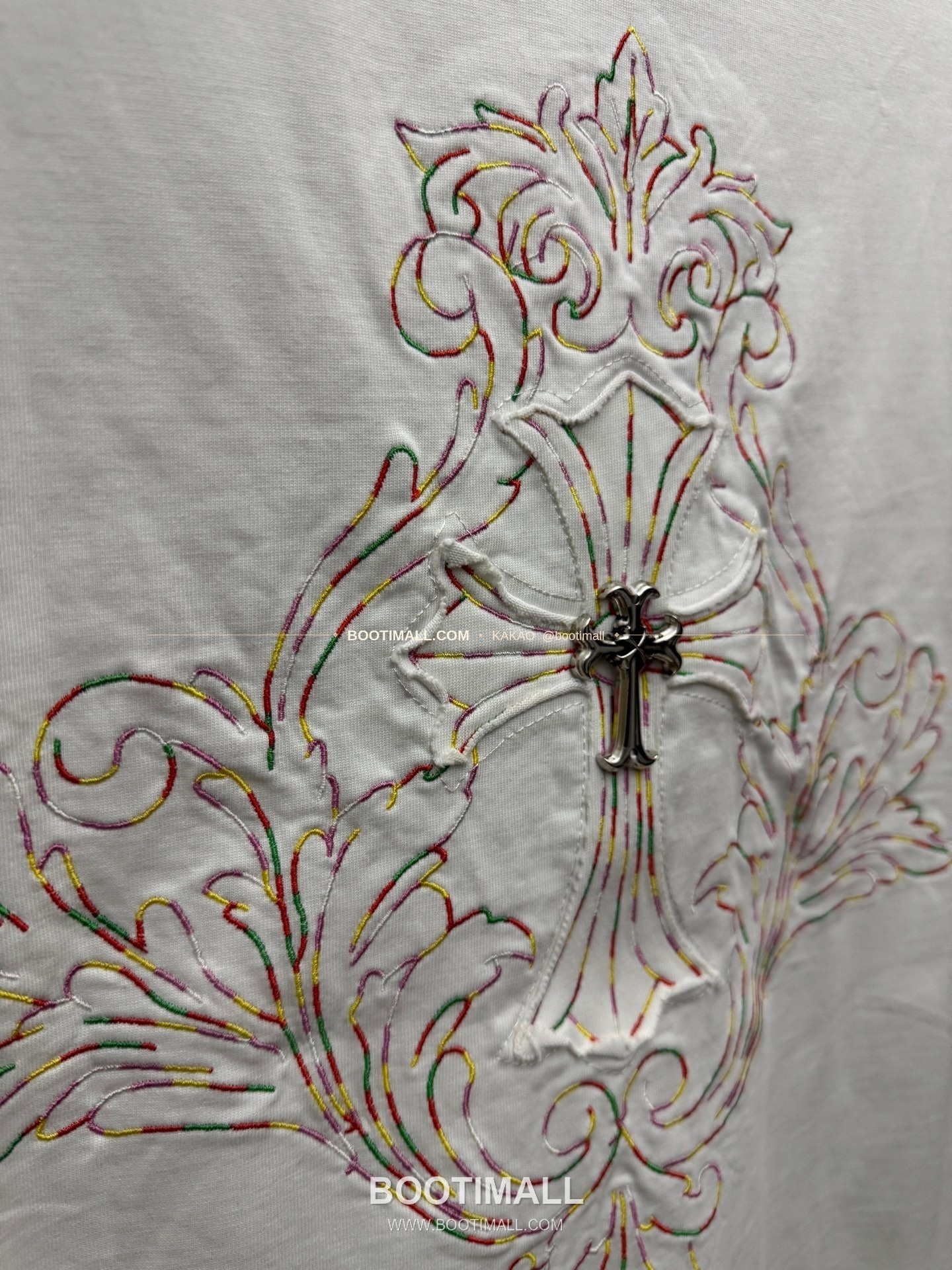 크롬하츠 2026SS 헤비코튼 멀티컬러자수 패치 루즈핏 반팔 티셔츠 Chrome Hearts 2026 SS Heavy Cotton Multicolor Embroidery Patch Loose Fit Short Sleeve T-Shirt 5223 8