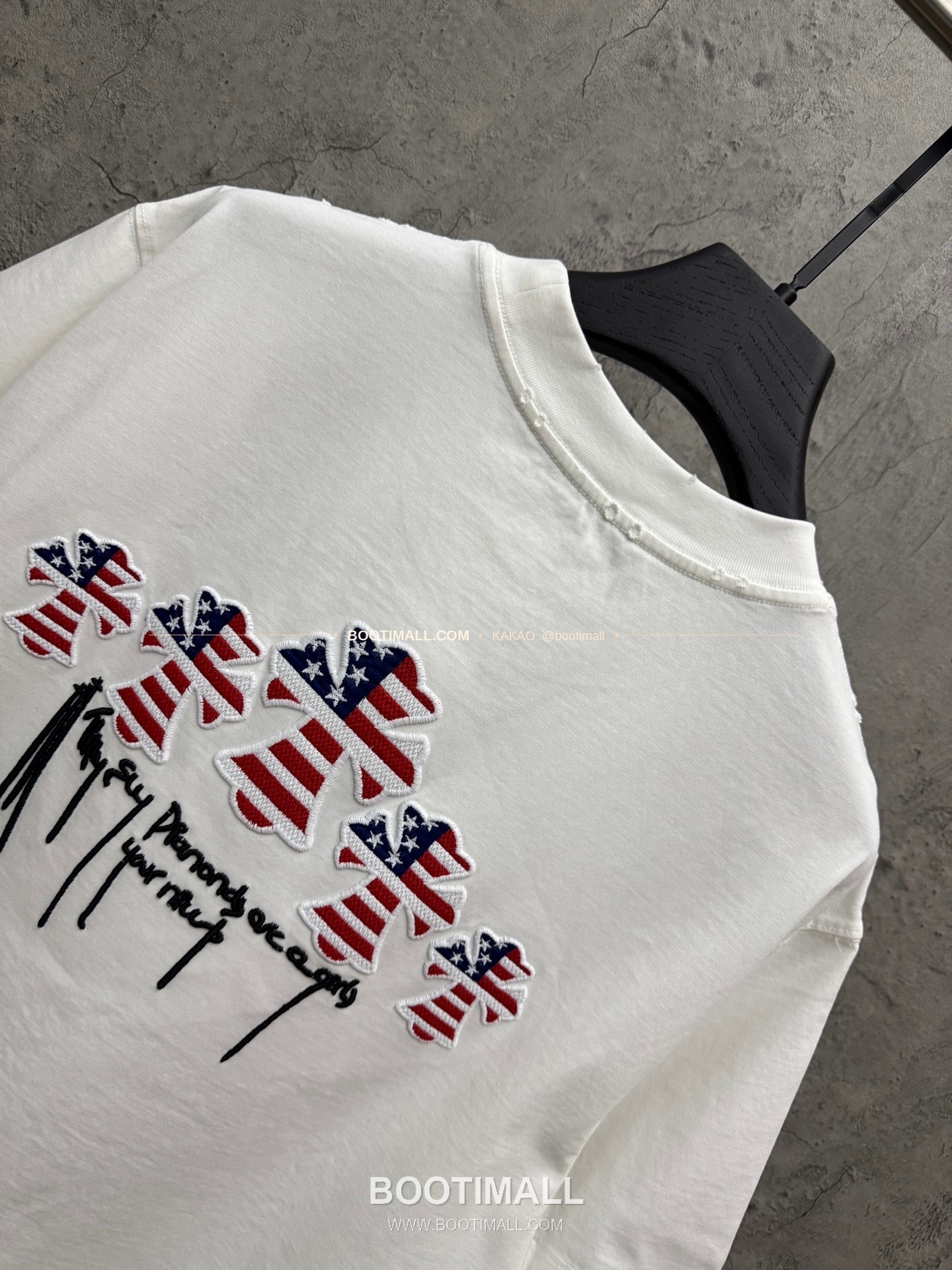 크롬하츠 2026SS 헤비코튼 3D홀자수 크로스 루즈핏 반팔 티셔츠 Chrome Hearts 2026 SS Heavy Cotton 3D Hollow Embroidery Cross Loose Fit Short Sleeve T-Shirt 9615 4